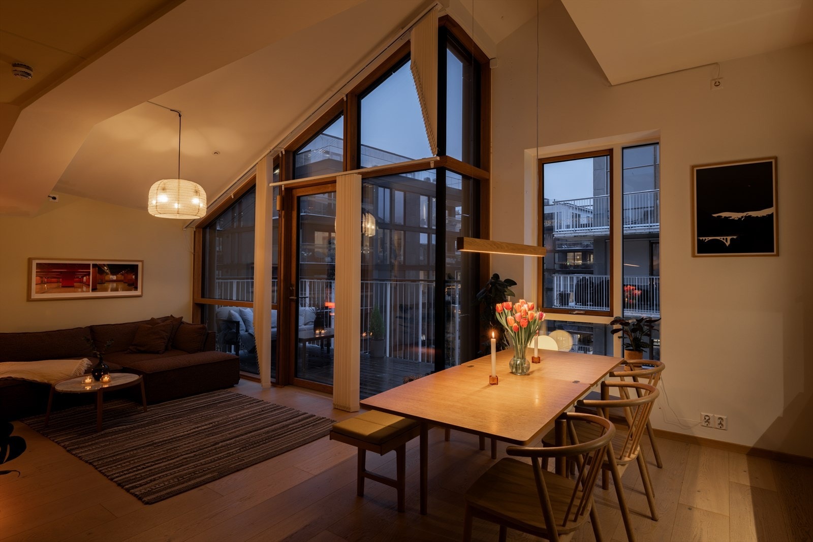 Vannkunsten byr på unikt bomiljø inspirert av europeiske kanalbyer. Små broer, intime uterom og vannspeil skaper en atmosfære du vanligvis må reise utenlands for å oppleve. Galleribilde