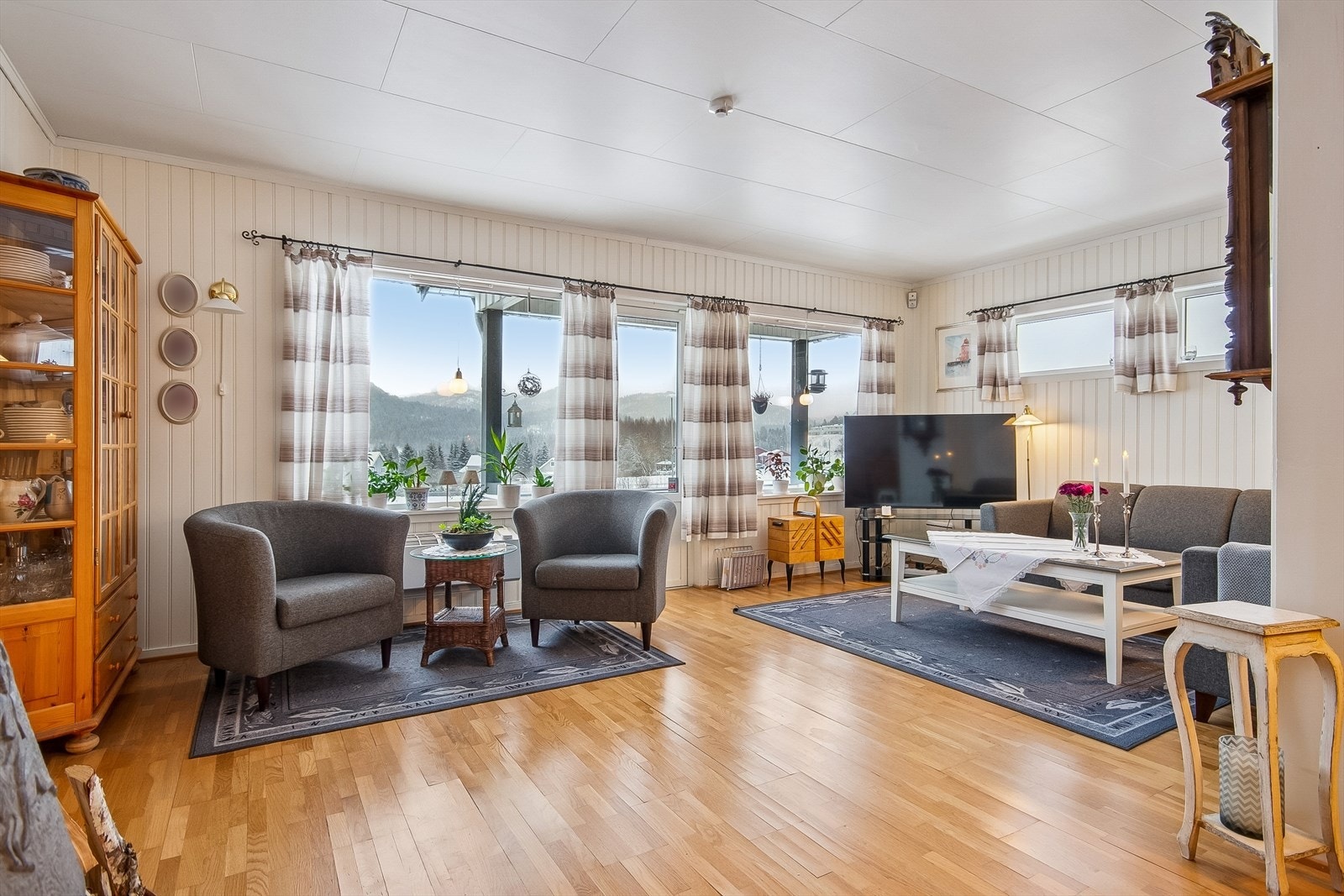 Del av vinduer er skiftet i perioden 2000-2019. Galleribilde