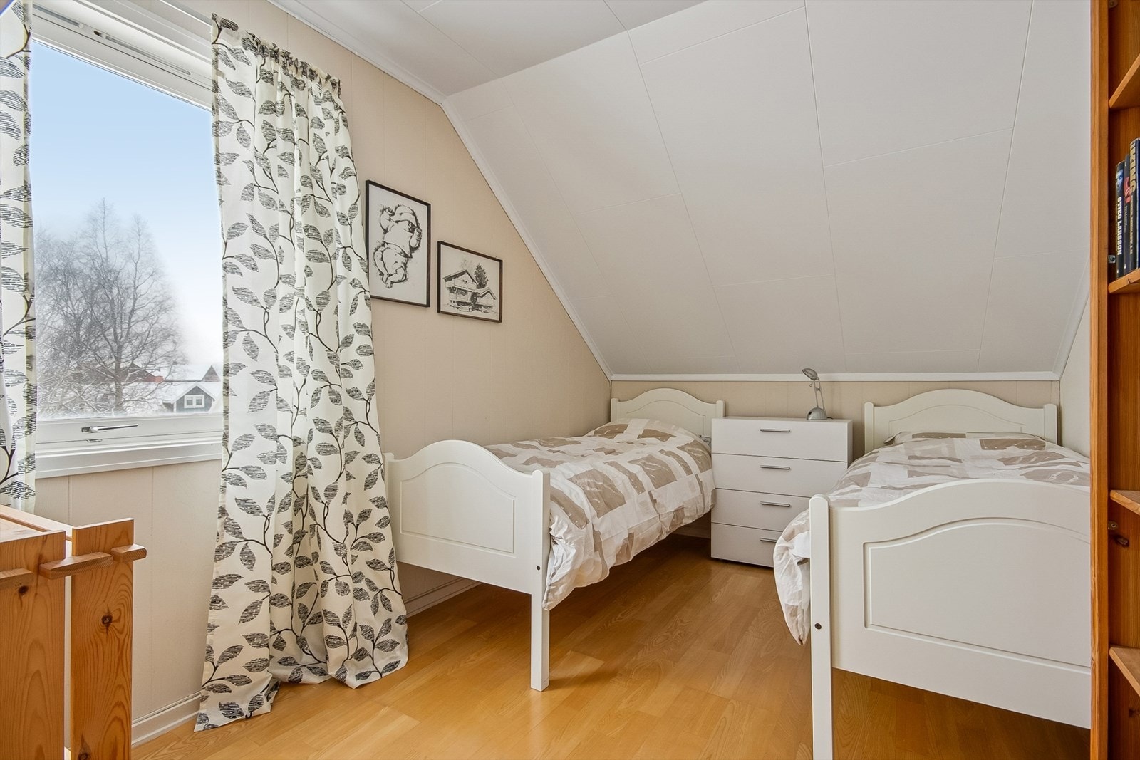 Soverom 2 av 3 Galleribilde