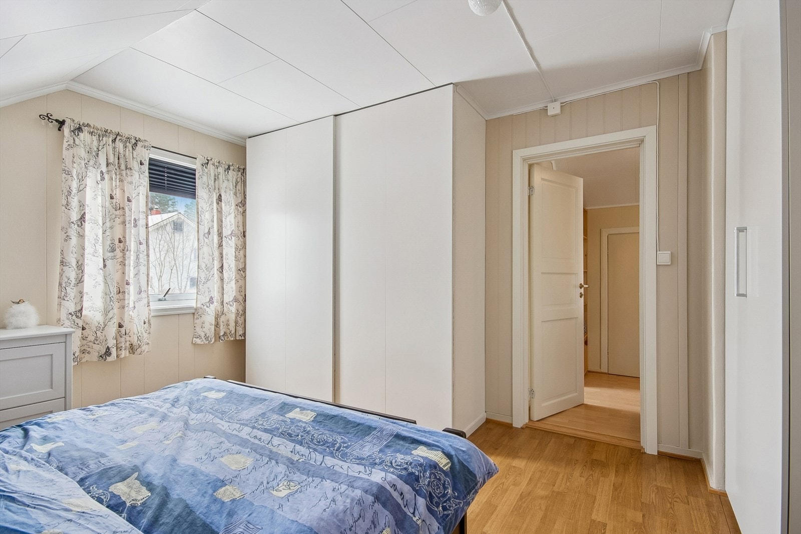 Soverom 1 av 3 Galleribilde