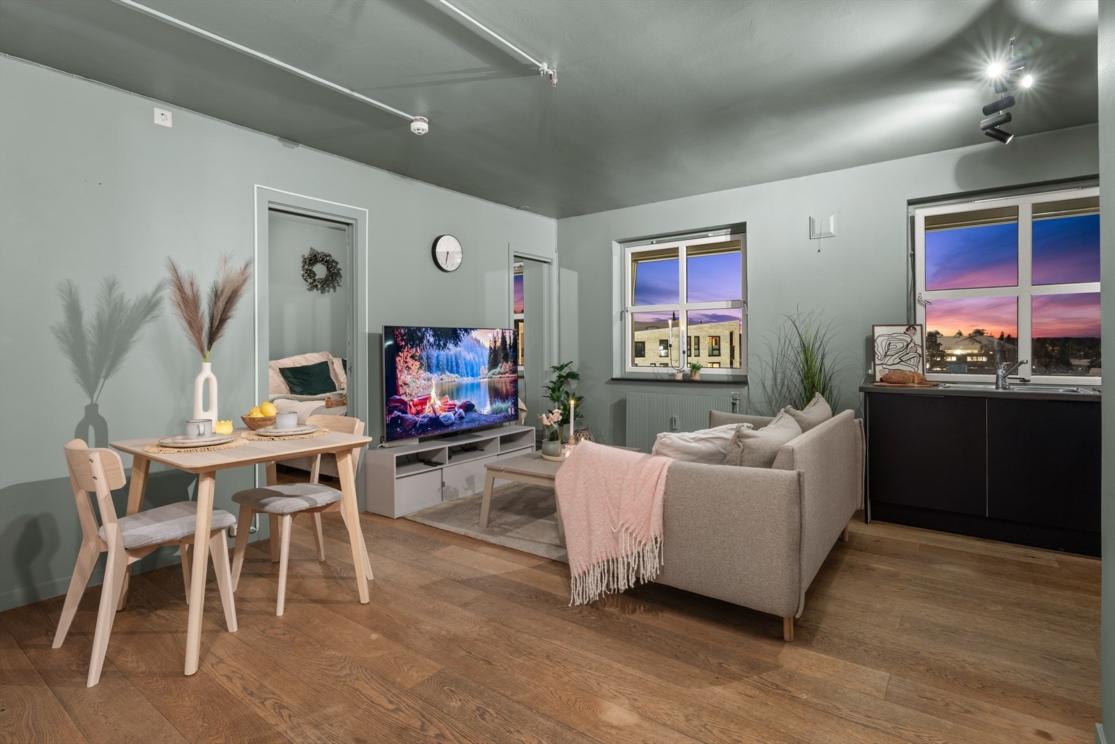 Ronny Skjedsvoll Strøm fra DNB Eiendom har gleden av å presentere Ekebergveien 228B! Galleribilde