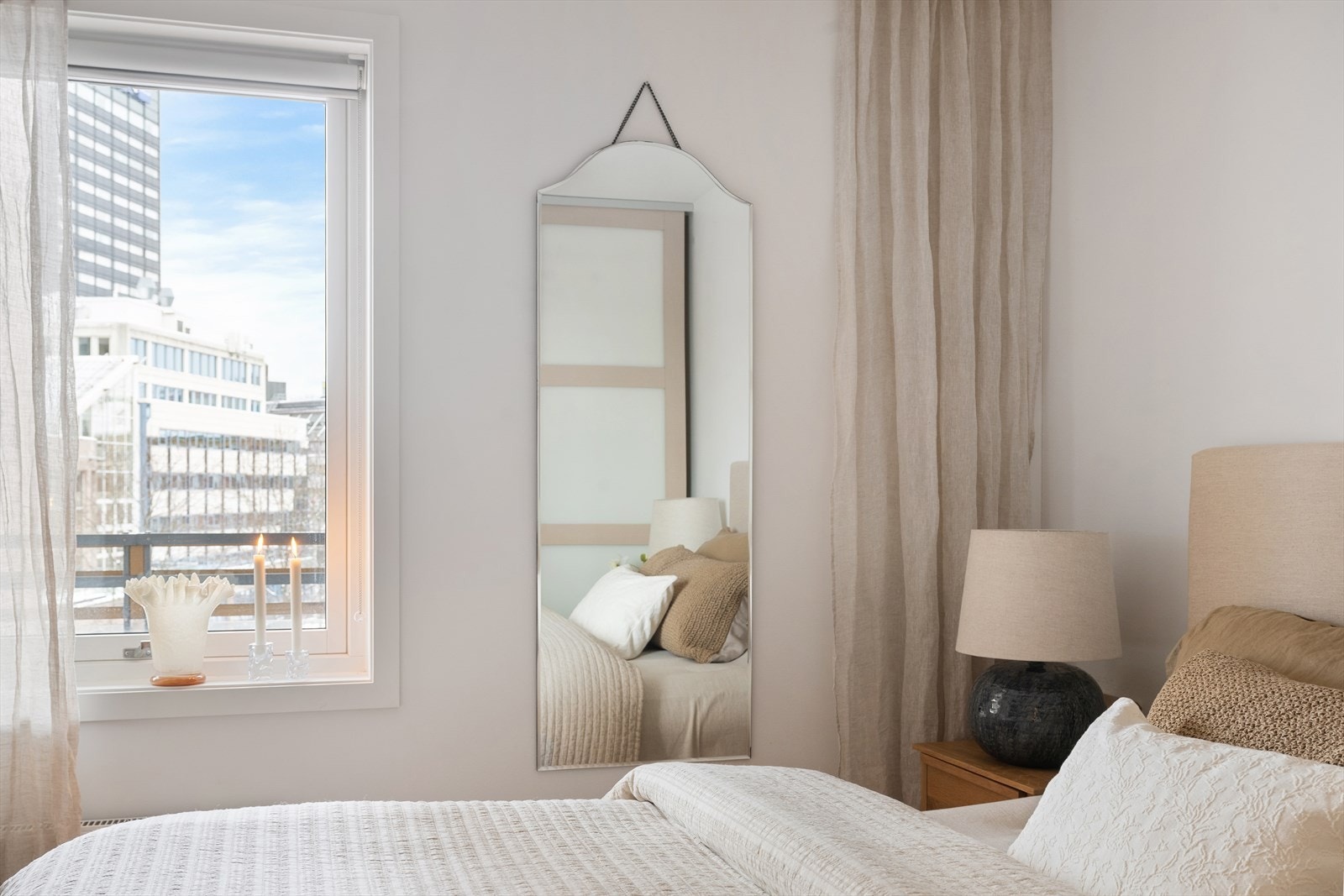 Rommet har flere innredningsmuligheter og er av god størrelse. Galleribilde