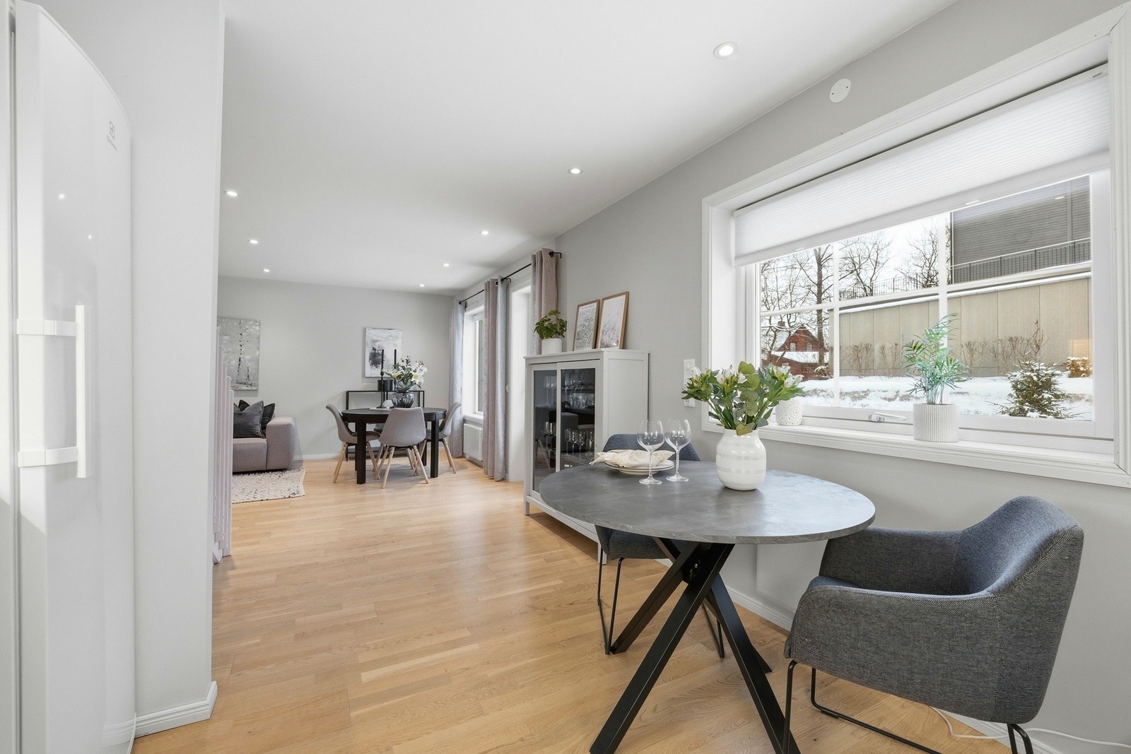 I stuen er det naturlig inndelte soner Galleribilde