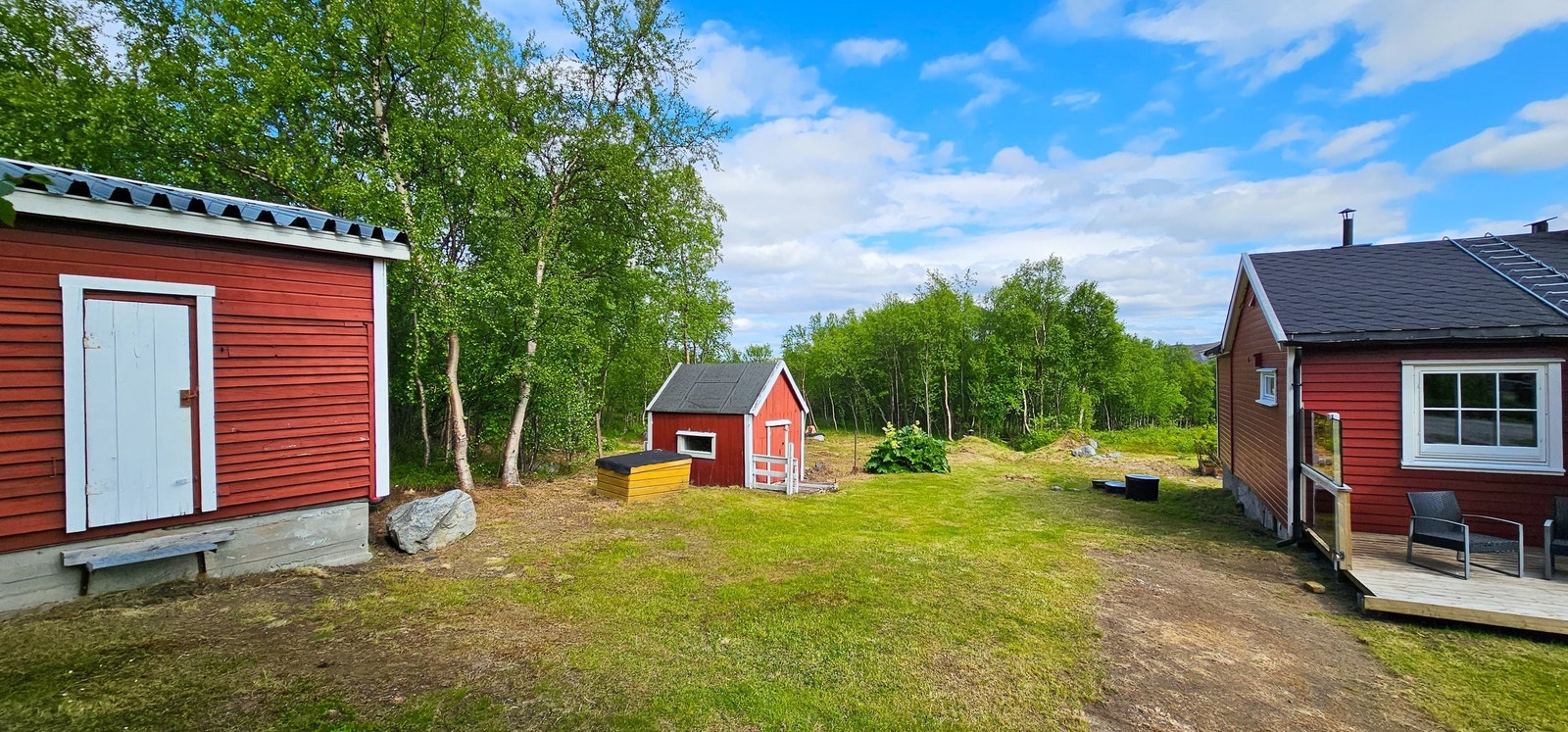 Garasje og dukkestue Galleribilde