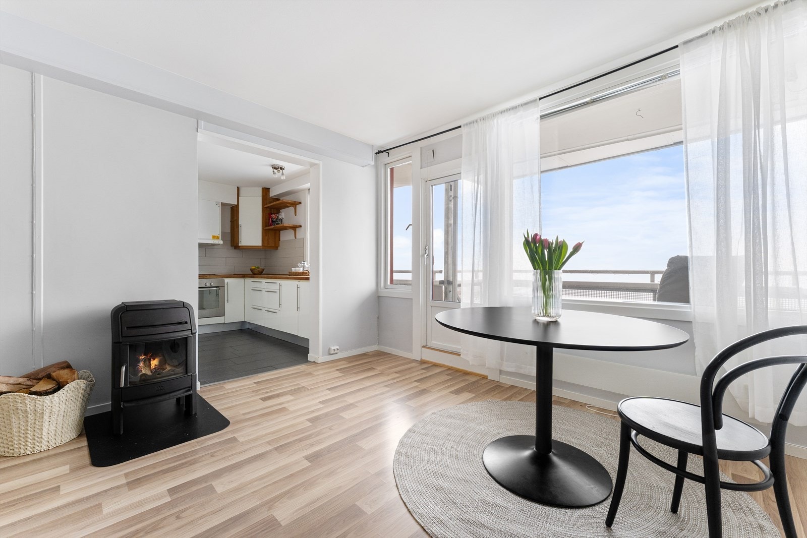 Pen leilighet med god planløsning. Galleribilde