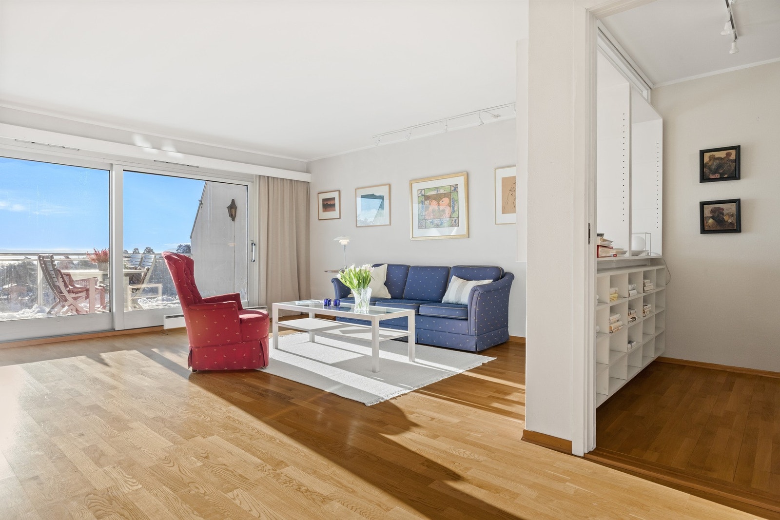 Stue i mellometasjen Galleribilde