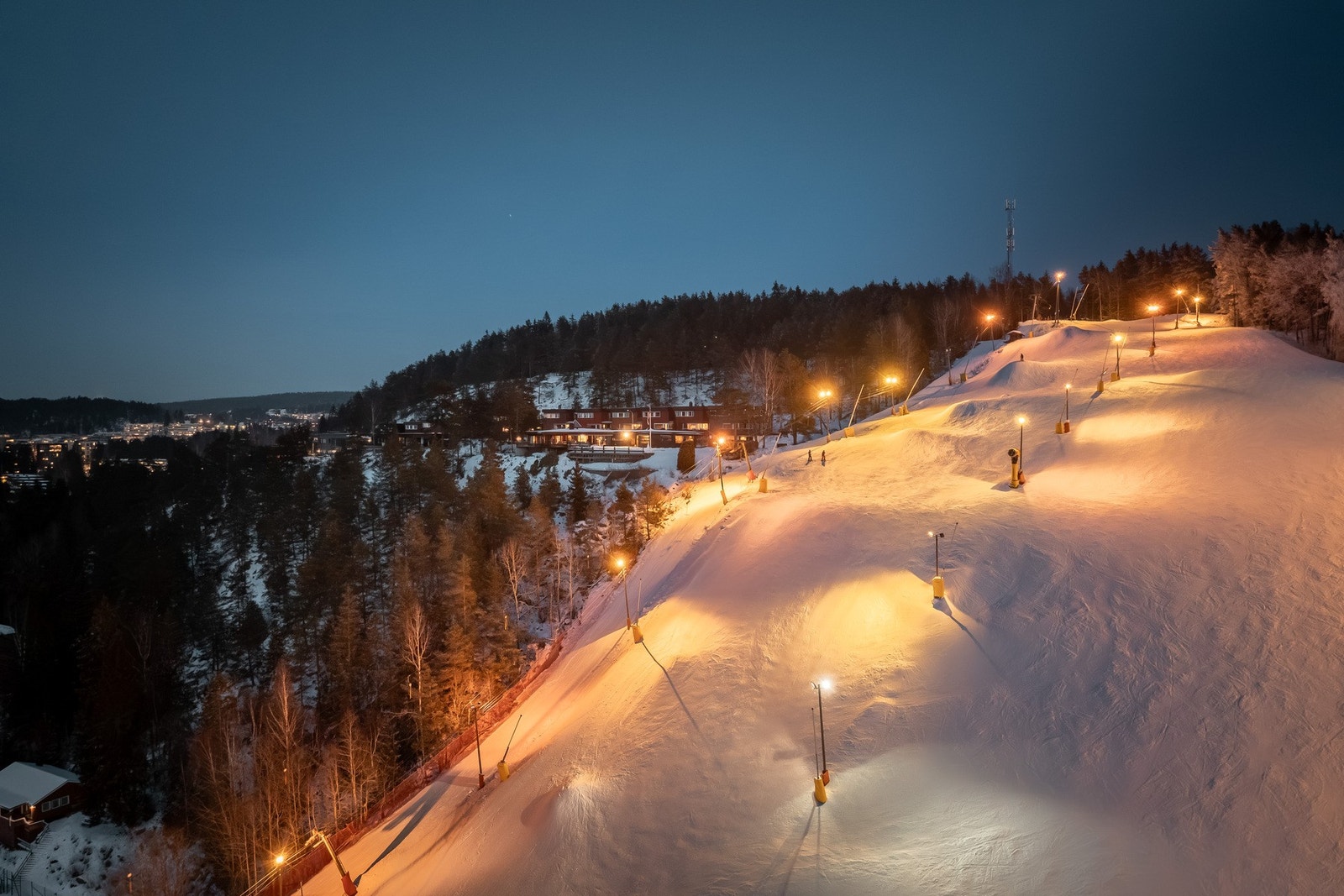 Med Skimore får du syv anlegg i ett medlemskap. Dvs alt fra Oslo til Drammen og Kongsberg m.m. Galleribilde