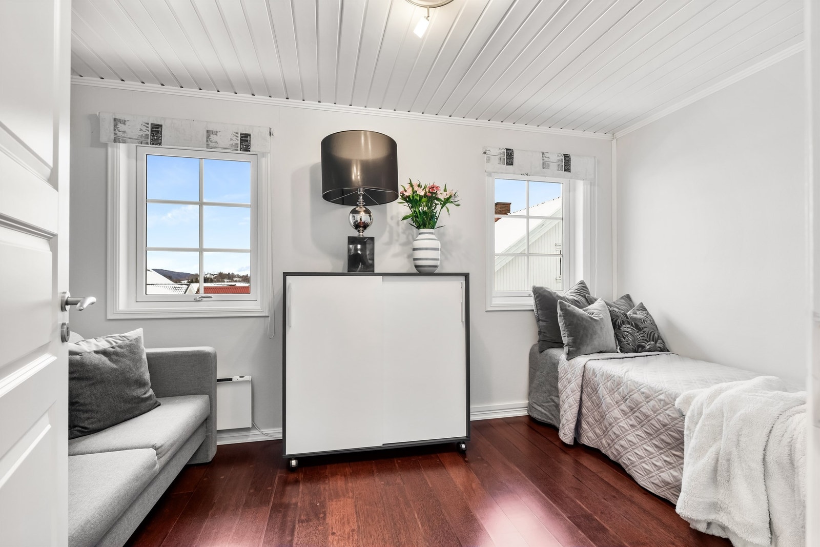 I 2.etg. er det et fjerde soverom Galleribilde