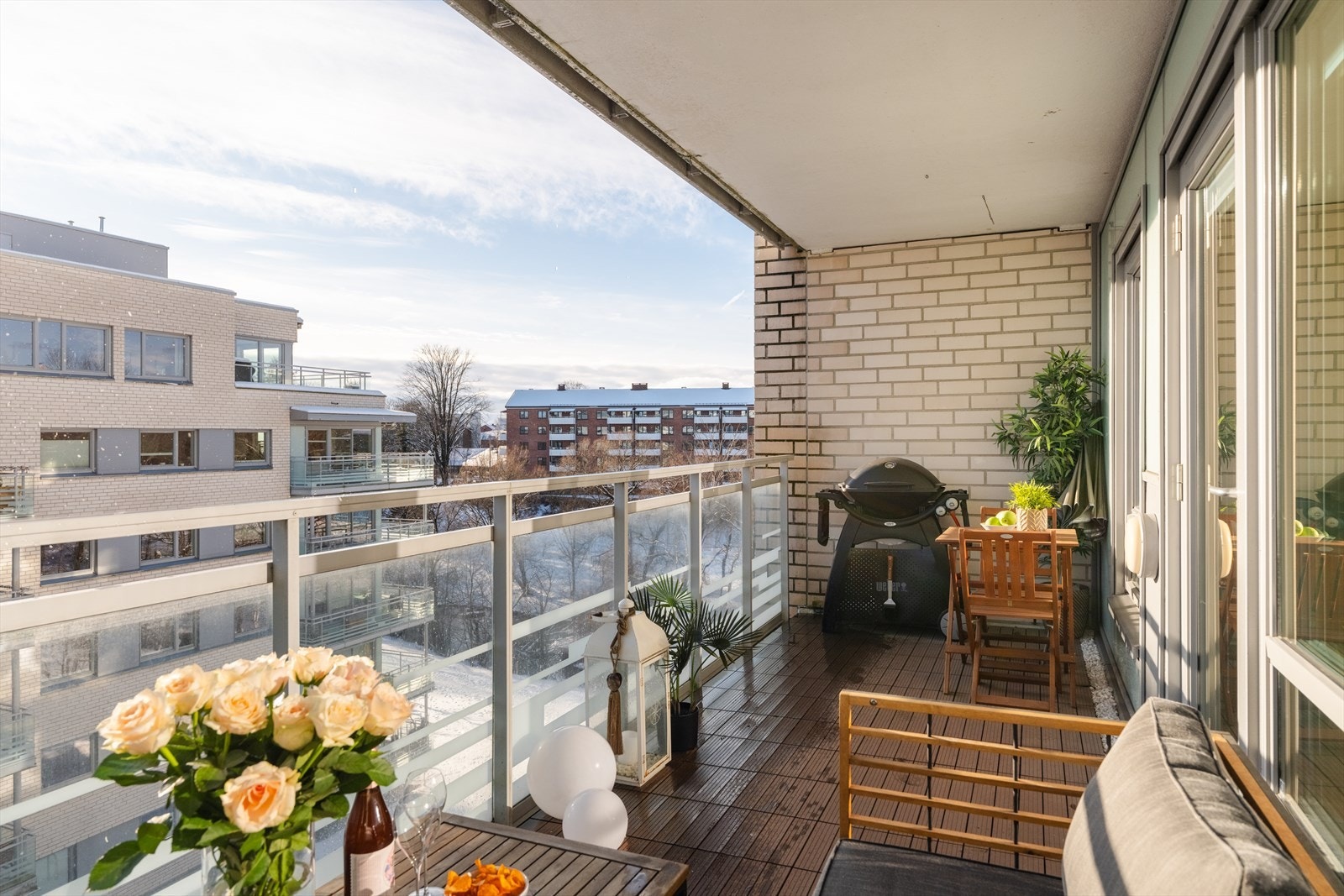 Velkommen til nydelige Lillogata 14! Presentert av Lilliann Tronshaug v/Nordvik Torshov. Foto: Paul Dragoman Galleribilde