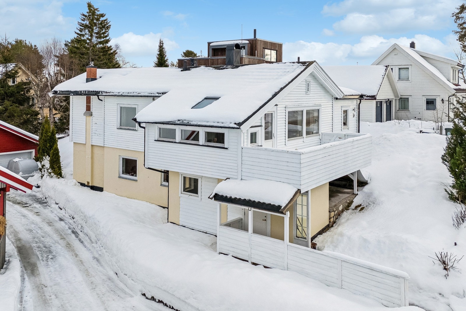 Utleiedelen er på 80 kvm BRA-i og består av entré, gang, bad, toalettrom, kjøkken, soverom og stue. Galleribilde