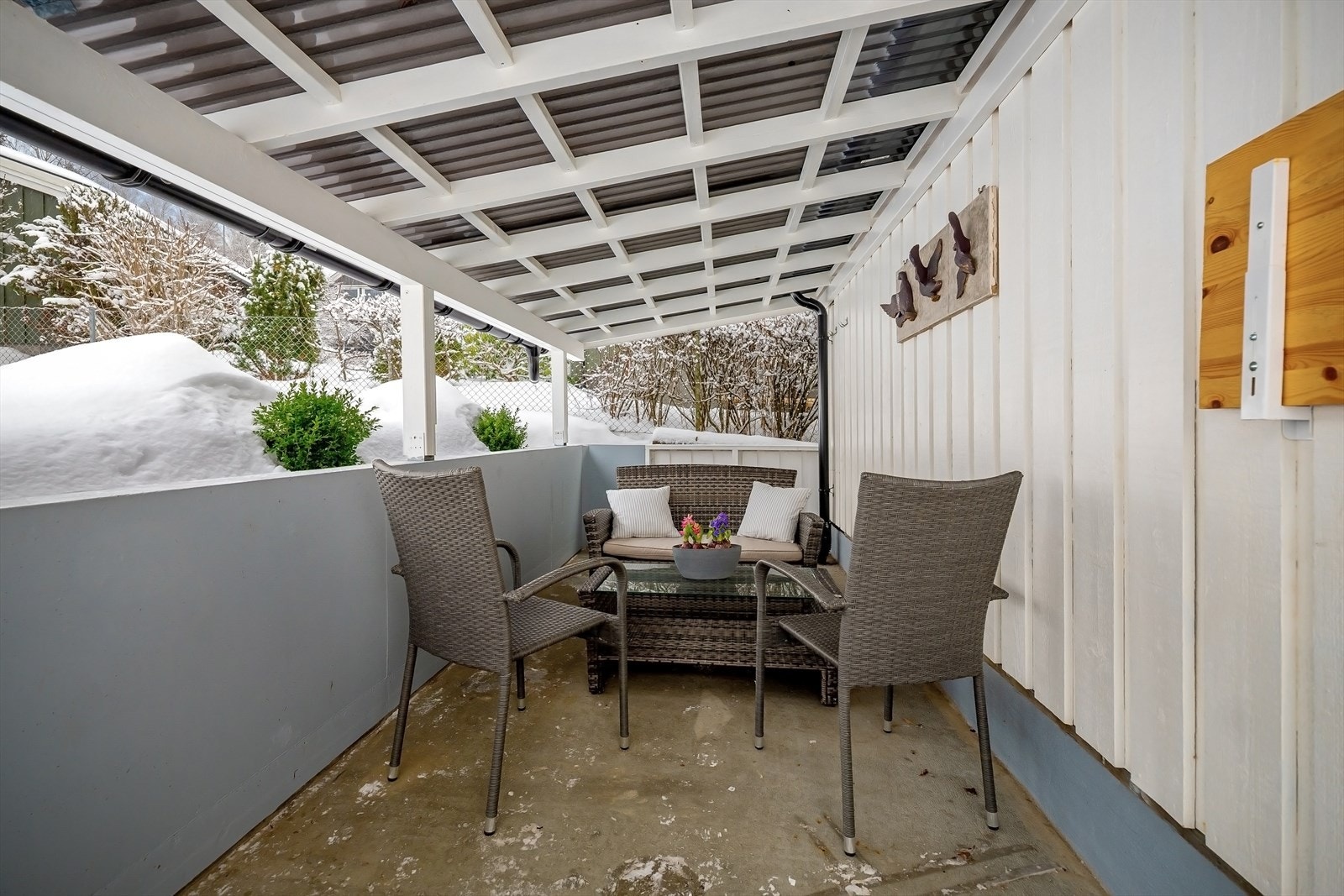 Overbygget terrasse ut fra garasjen Galleribilde