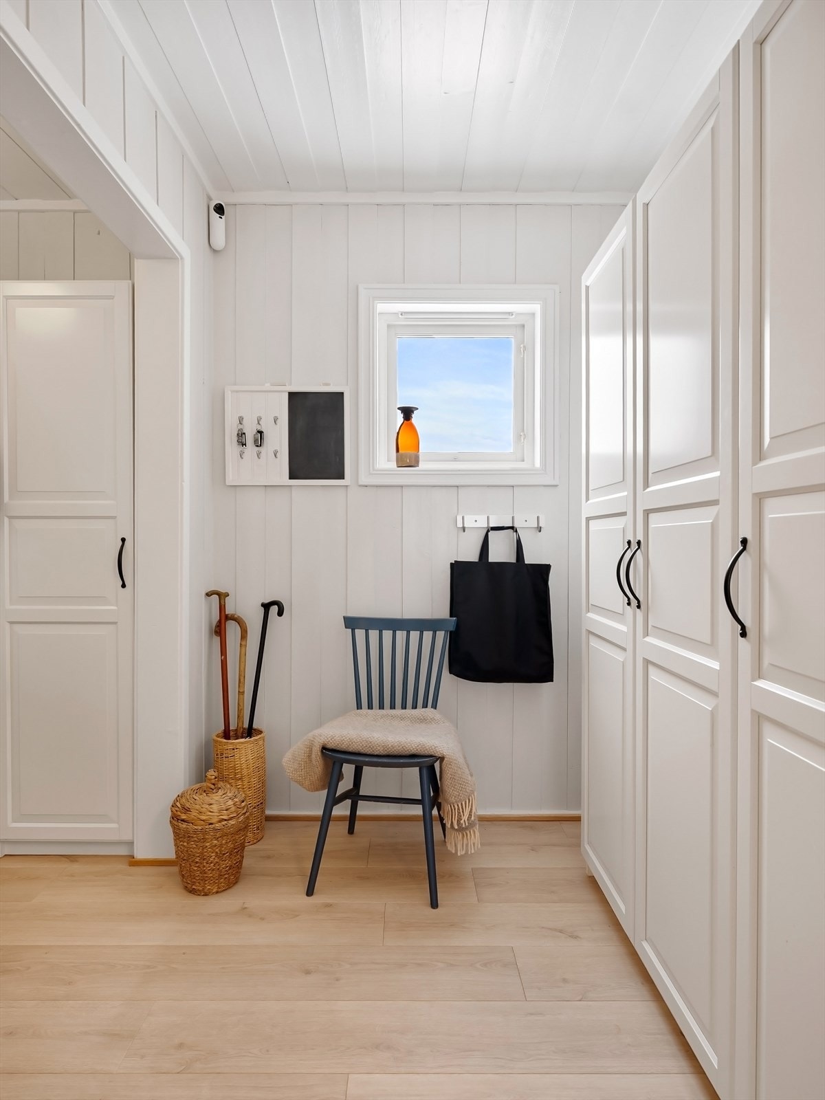 Gang/hall med garderobeskap Galleribilde