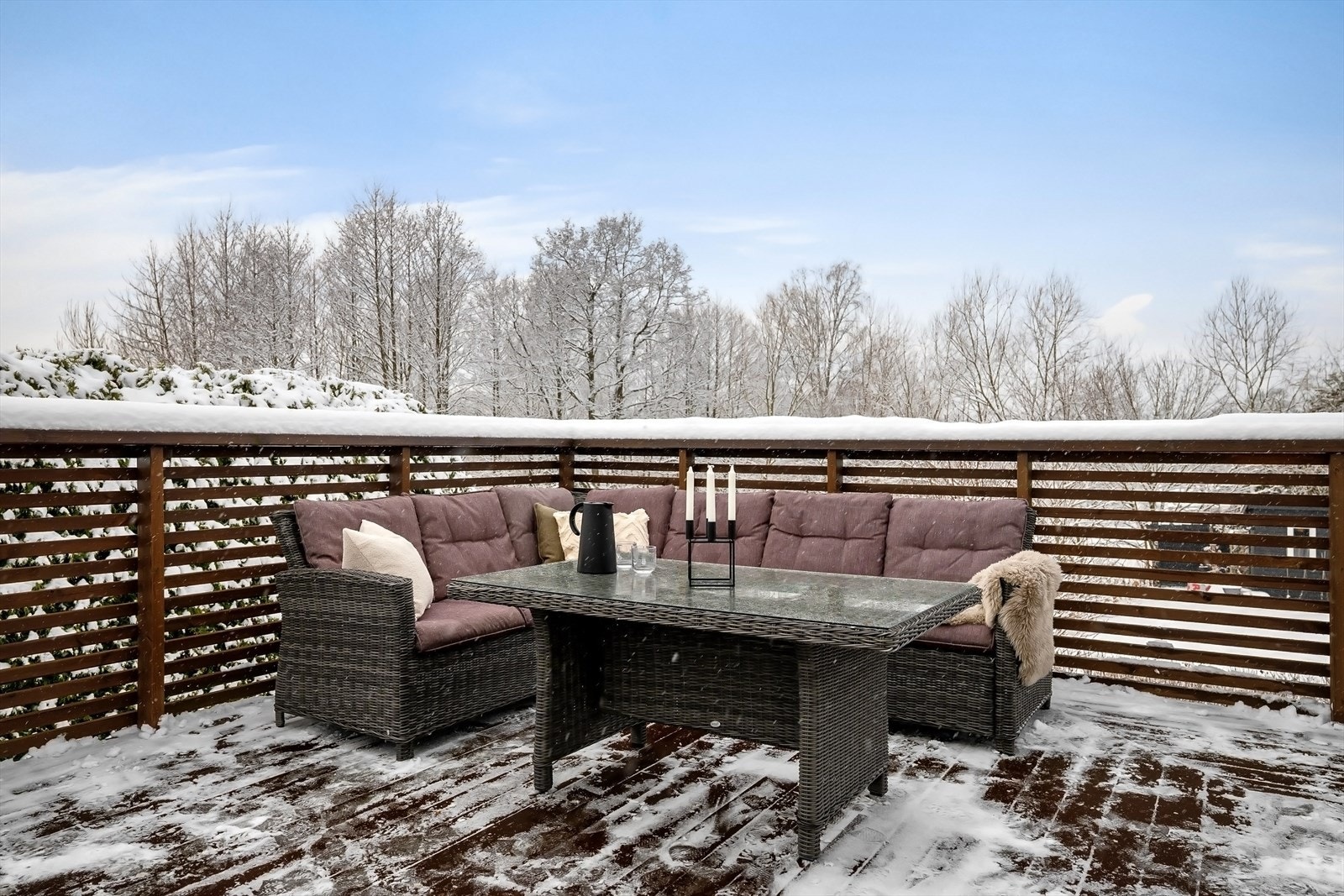 Terrasse ut fra stuen Galleribilde