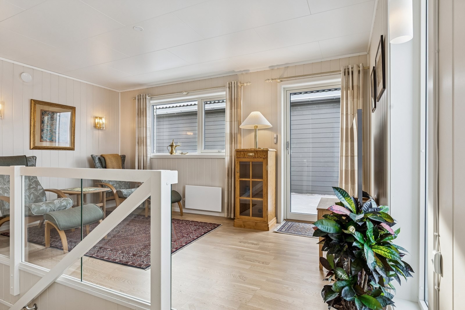 Fra stuen kommer du lett ut til takterrassen. Galleribilde