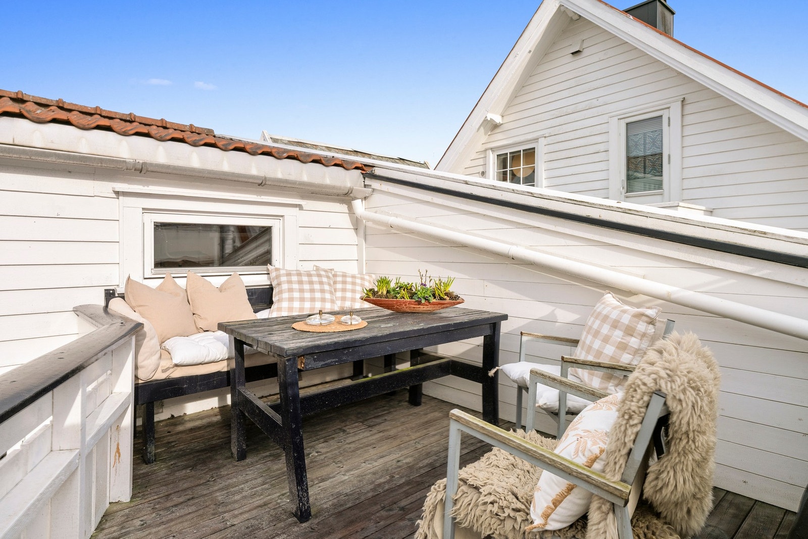 Her er det gode solforhold fra morgen og frem til ca. kl. 17 sommerstid. Galleribilde