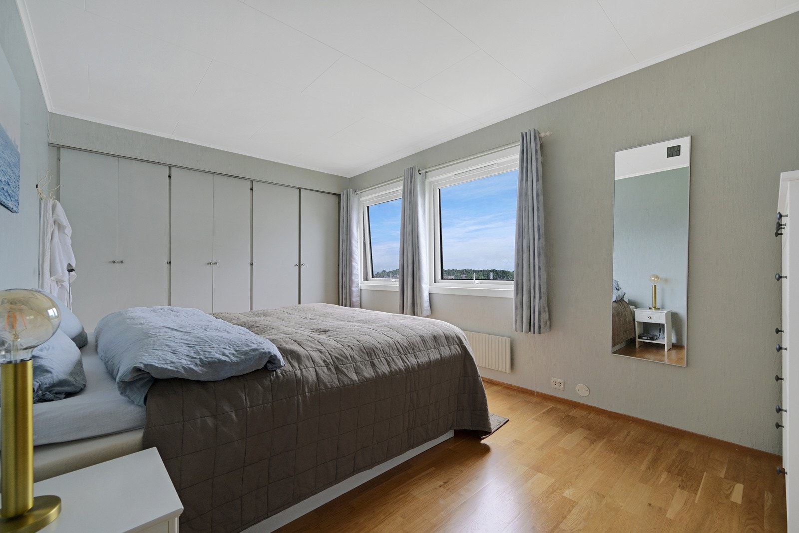 I denne toppetasjen er det også eget masterbedroom Galleribilde