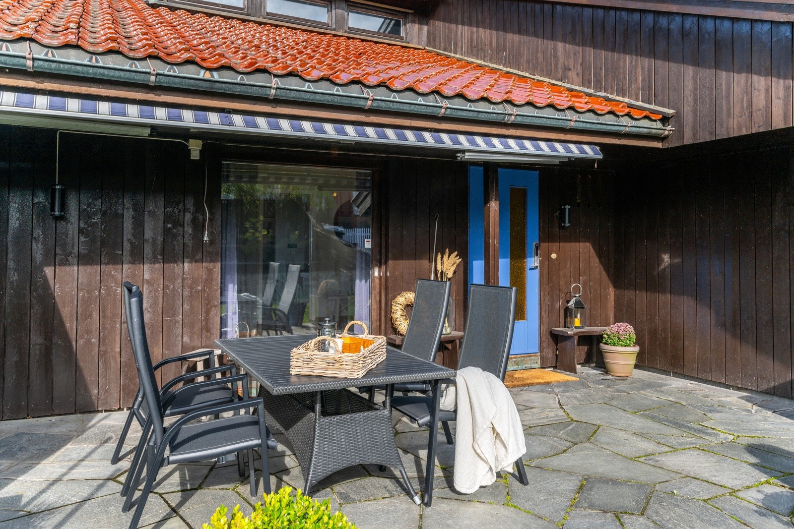 Da fortsetter vi inn døren Galleribilde