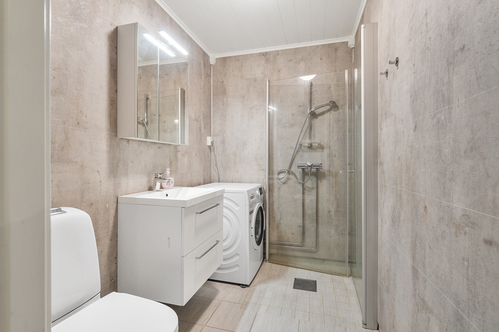 Badet i utleieboligen. Galleribilde