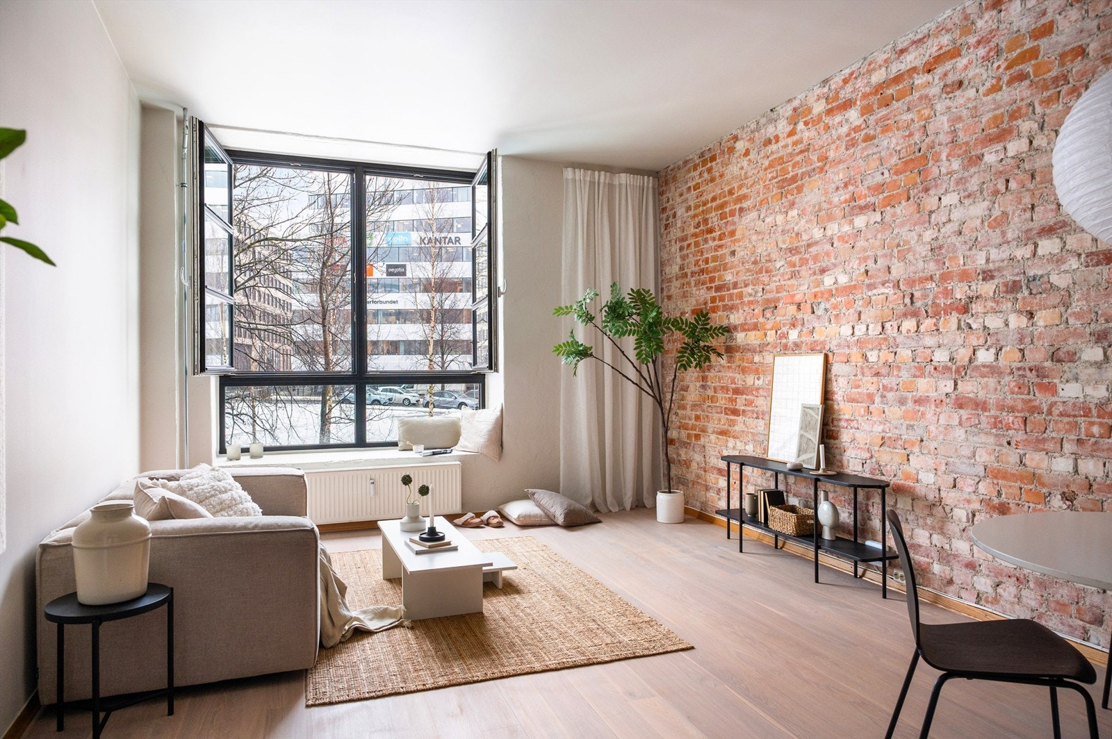 Velkommen til Christian Krohgs gate 30 - Presentert av Eiendomsmegler Krogsveen v/Emilie Lie! Foto: Peter Futo Galleribilde