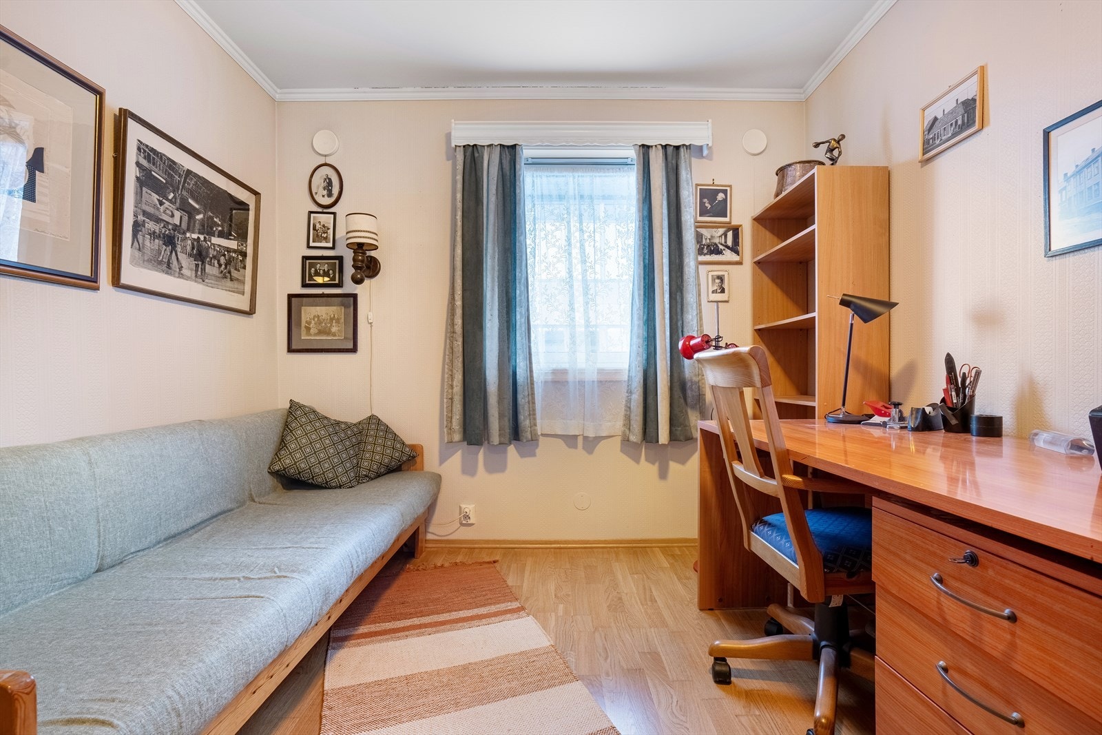 Soverom 2/kontor. Galleribilde