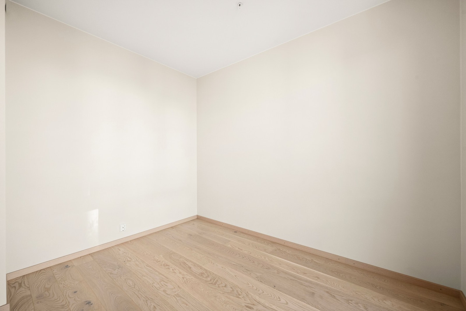 Soverommet har plass til seng og garderobeløsning. Galleribilde