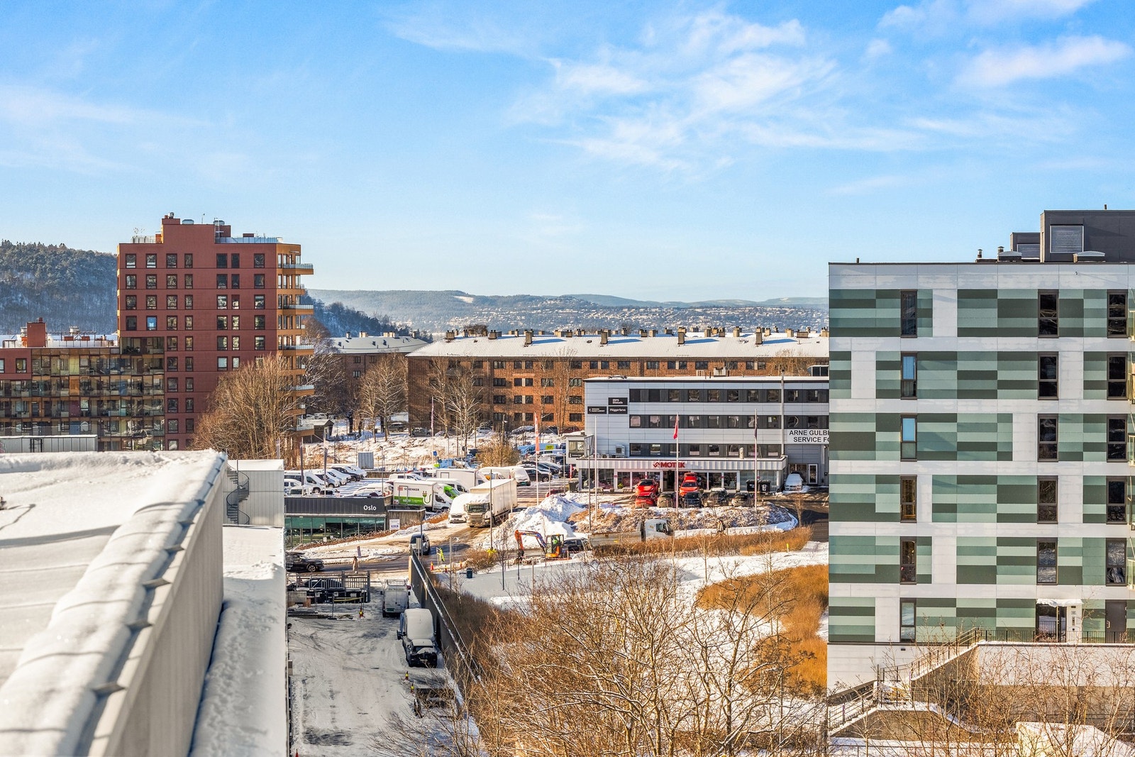 Her er det sol hele dagen og utsikt over store deler av byen. Galleribilde