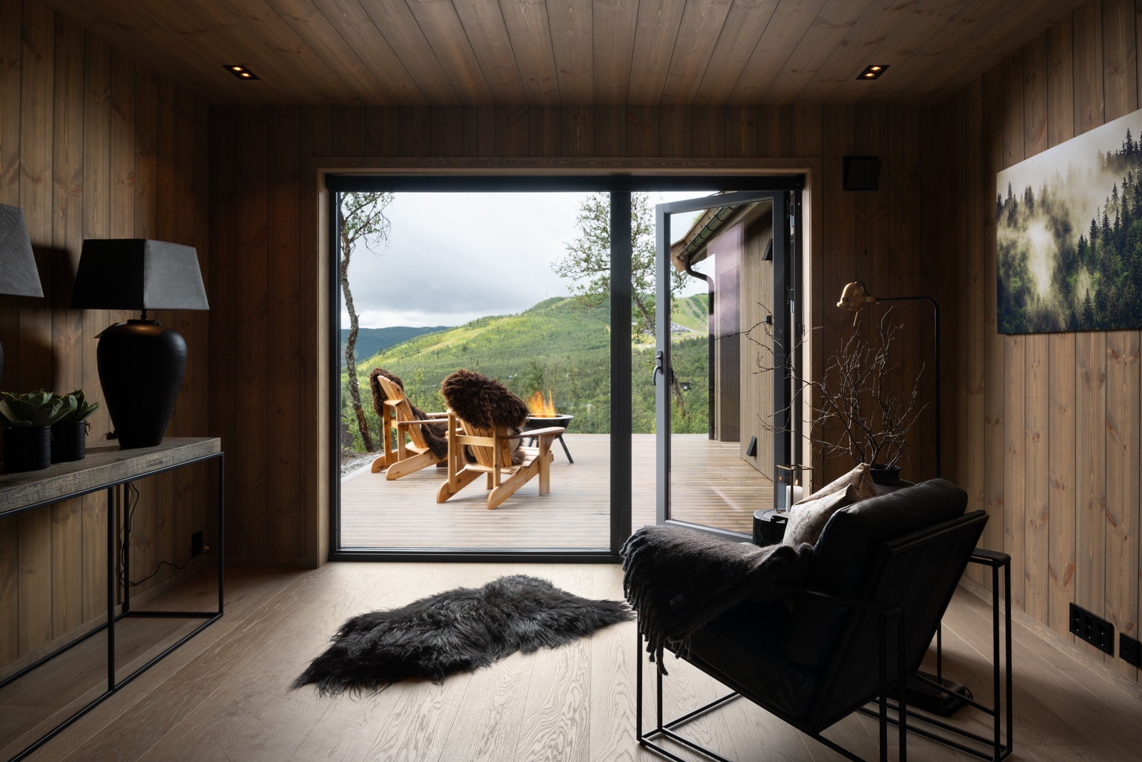 Illustrasjonsfoto fra ferdig oppført Sjemmedalhytte. Galleribilde