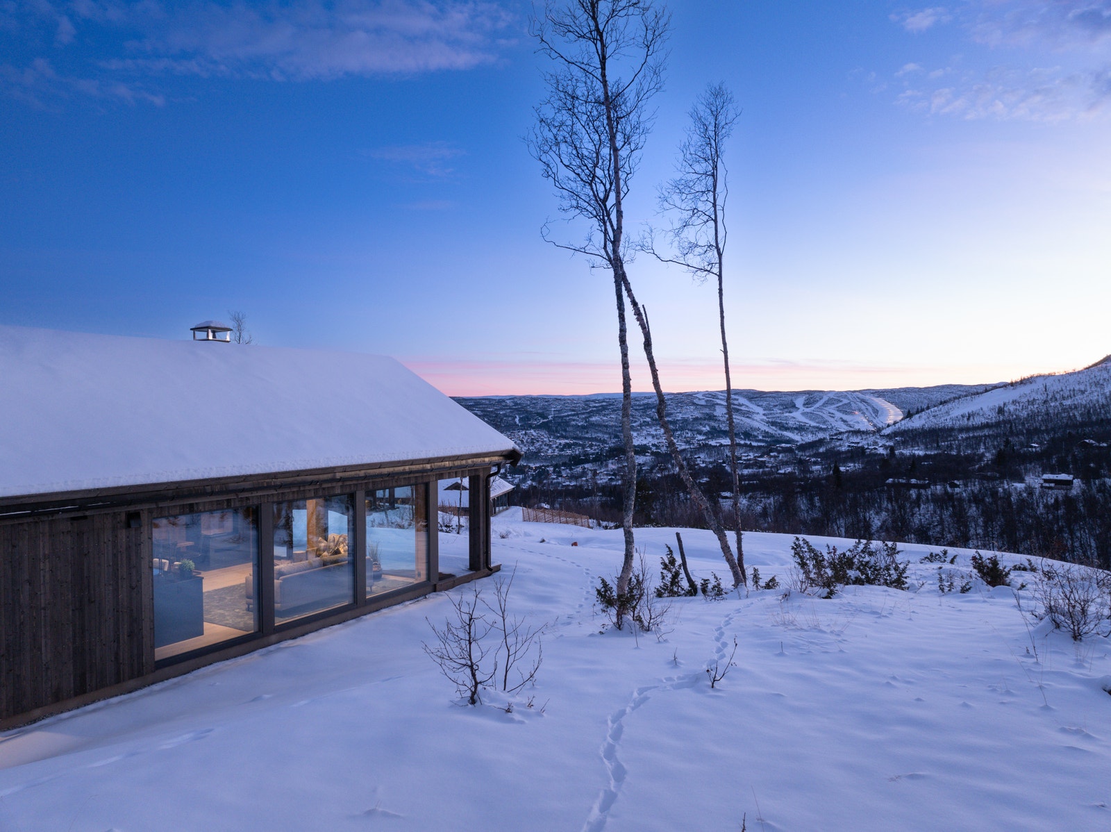 Sjemmedalhytte Vinkel 140. Foto fra tilsvarende hytte i området. Galleribilde