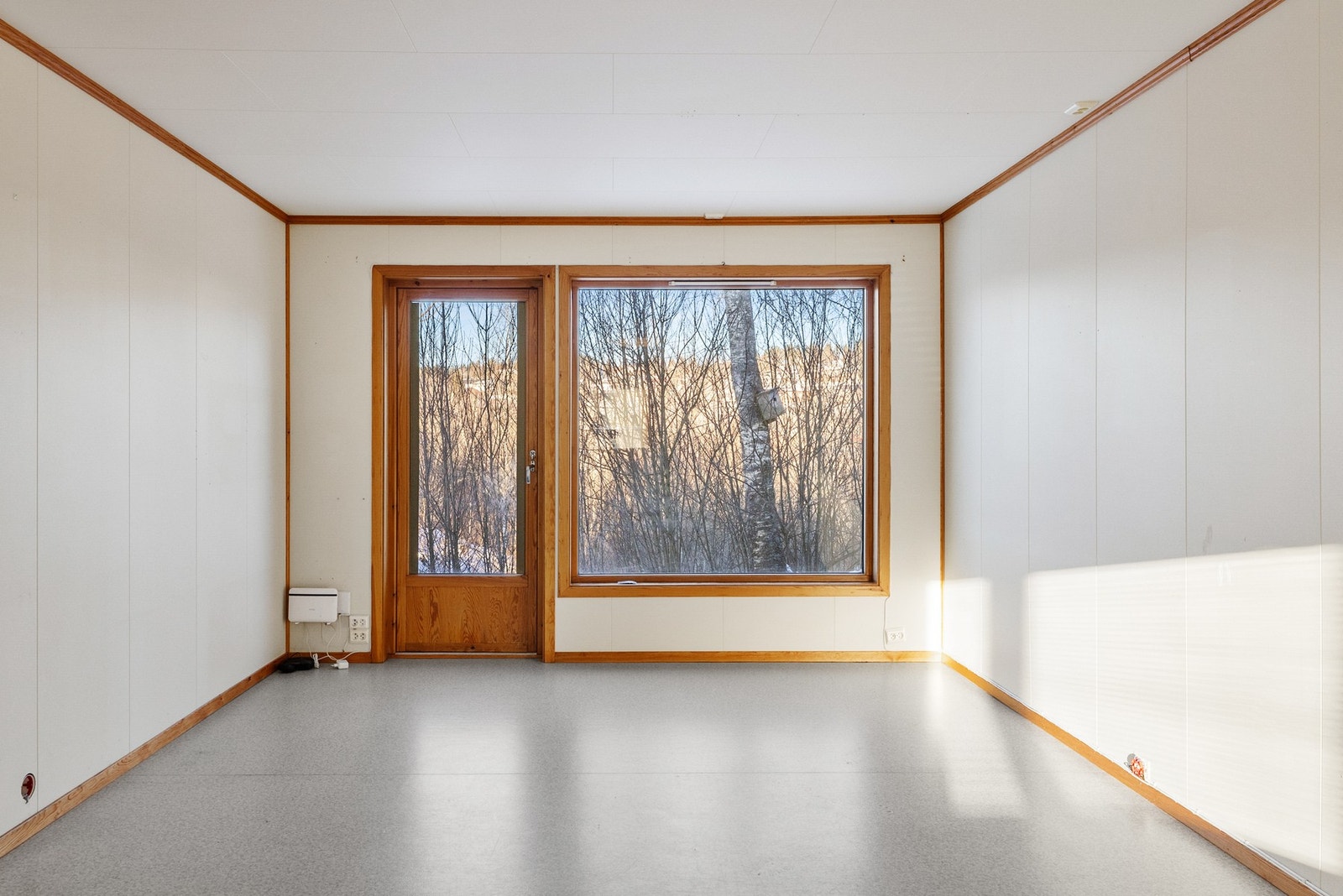 Stue med godt lysinnslipp Galleribilde