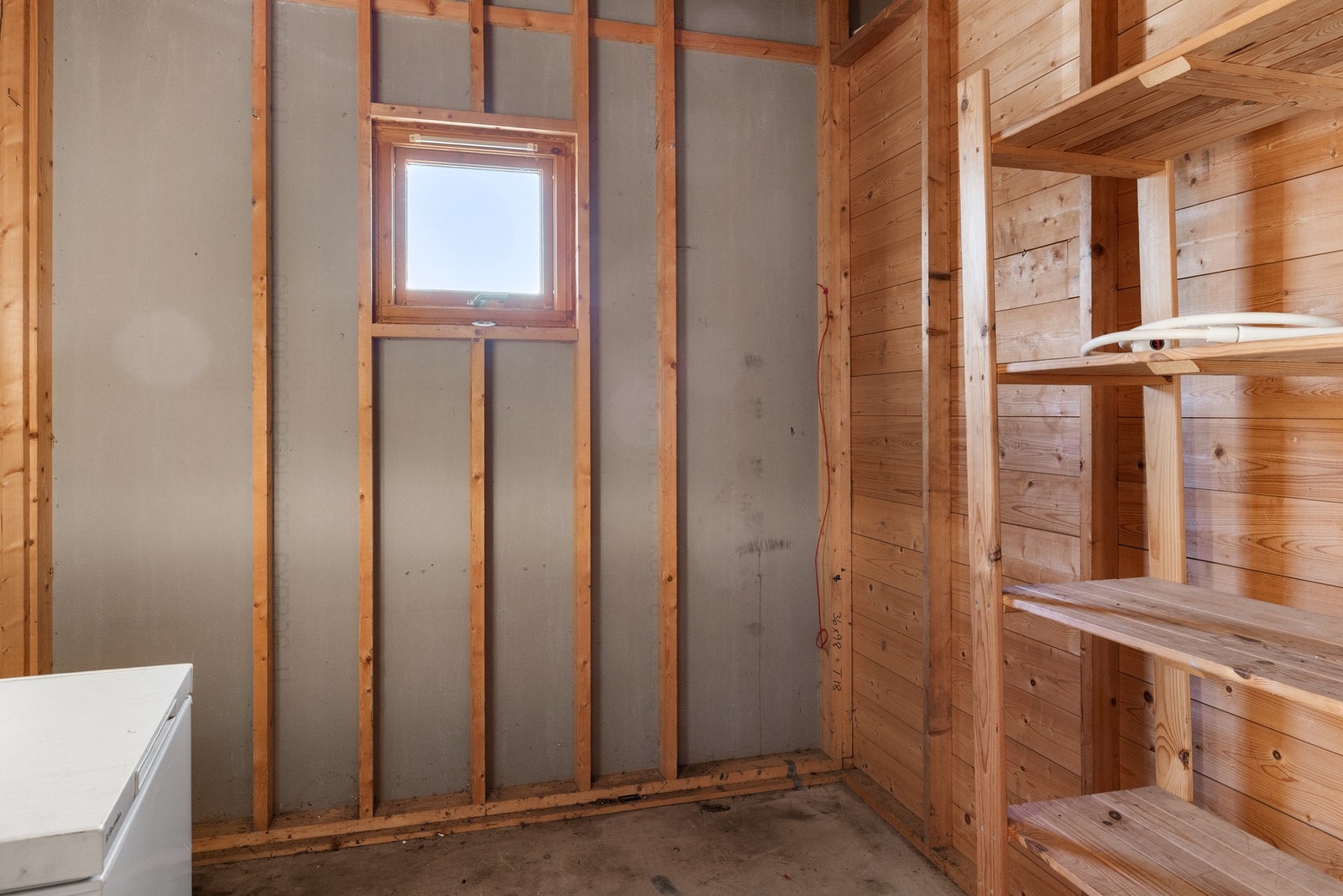 Utvendig bod for ytterligere lagring Galleribilde