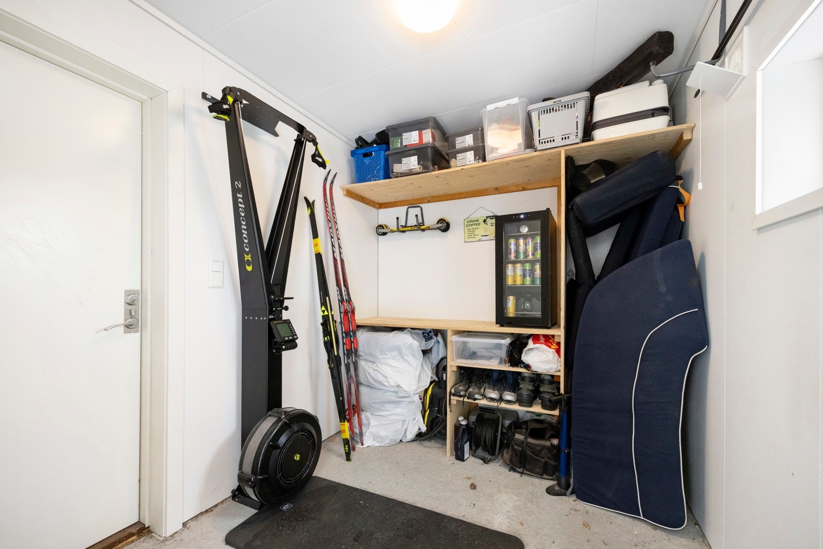 Praktisk med egen utebod. Galleribilde