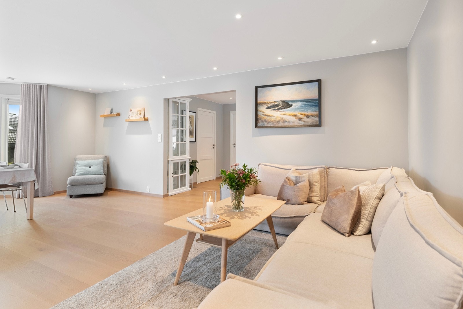 PrivatMegleren v/Eiendomsmegler MNEF Aleksander Stavnem presenterer Marknesringen 31 for salg! Galleribilde