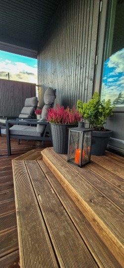 Selgers egne bilder av terrassen. Galleribilde