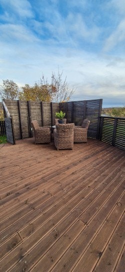 Selgers egne bilder av terrassen. Galleribilde