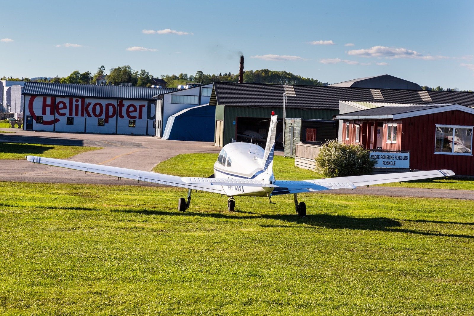 For den flyinteresserte finner man Kjeller flyplass i området Galleribilde