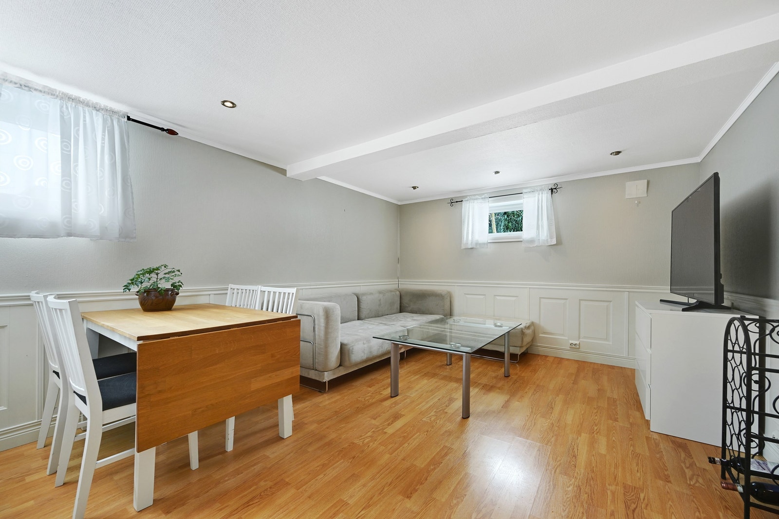 Doble gipstak med spot i hybel Galleribilde