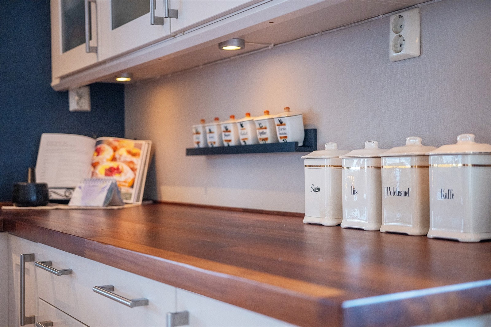 Solid benkeplate Galleribilde