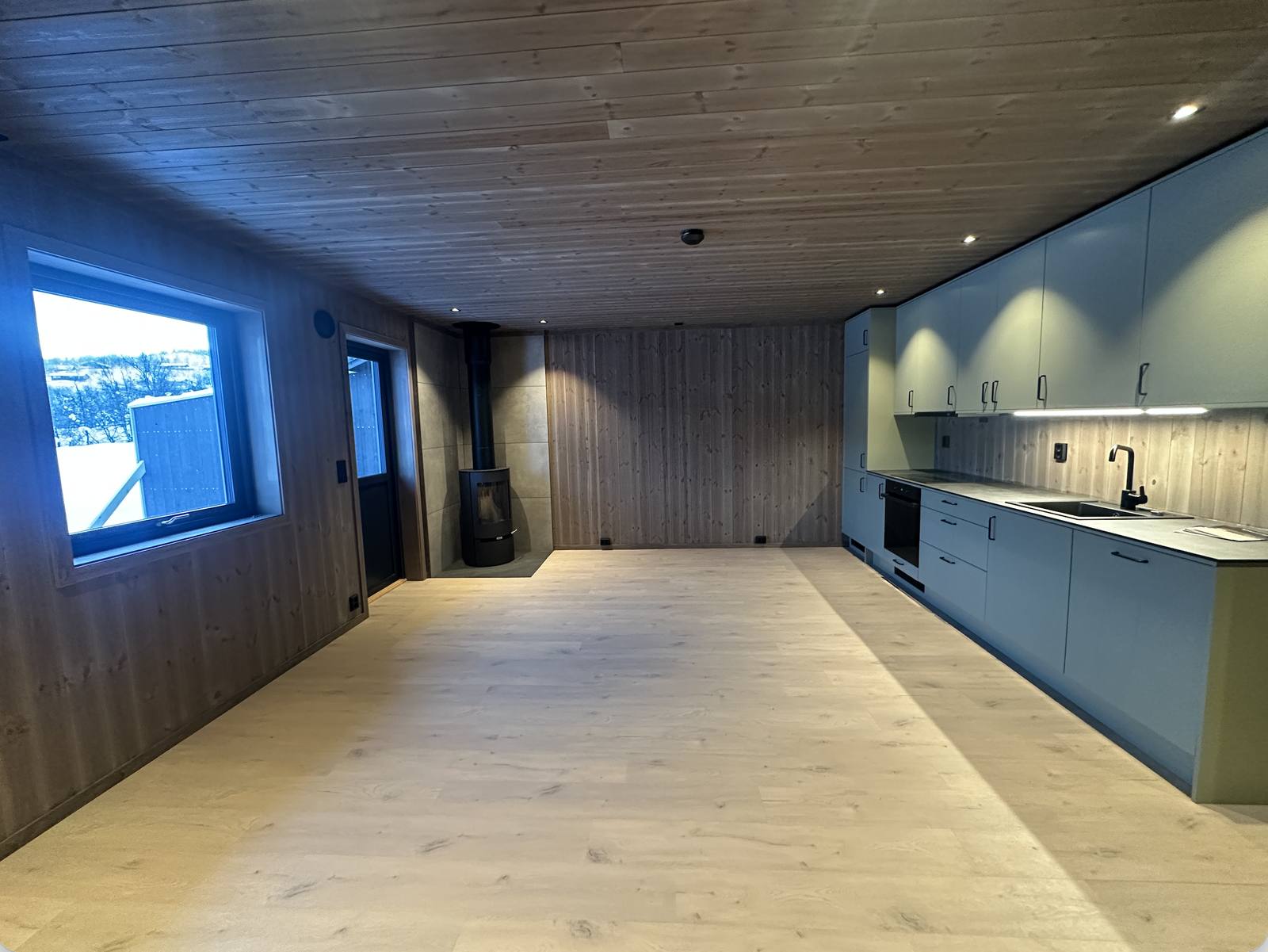 Stue/kjøkken Galleribilde