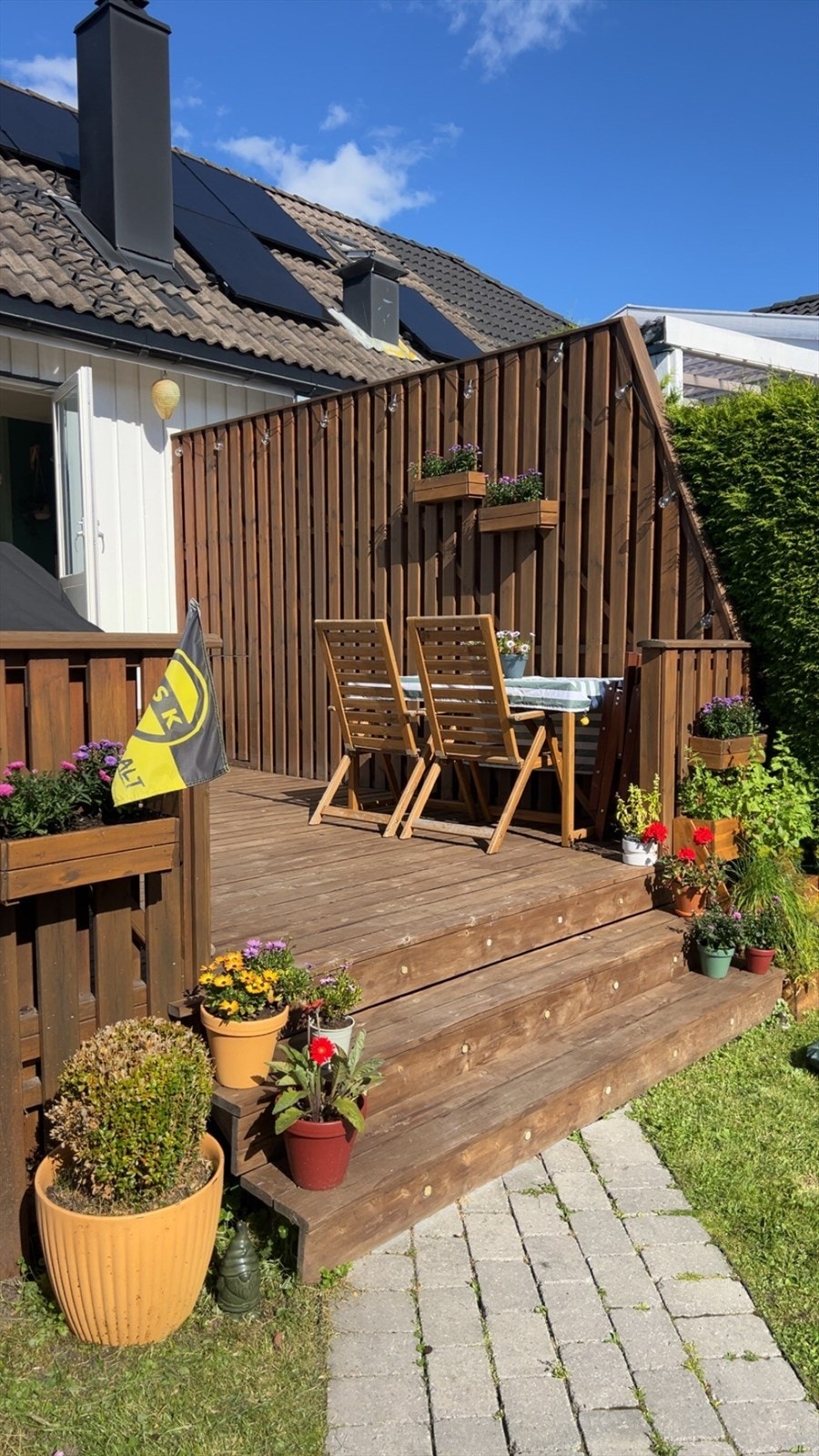 Selgers eget bilde fra hagen Galleribilde