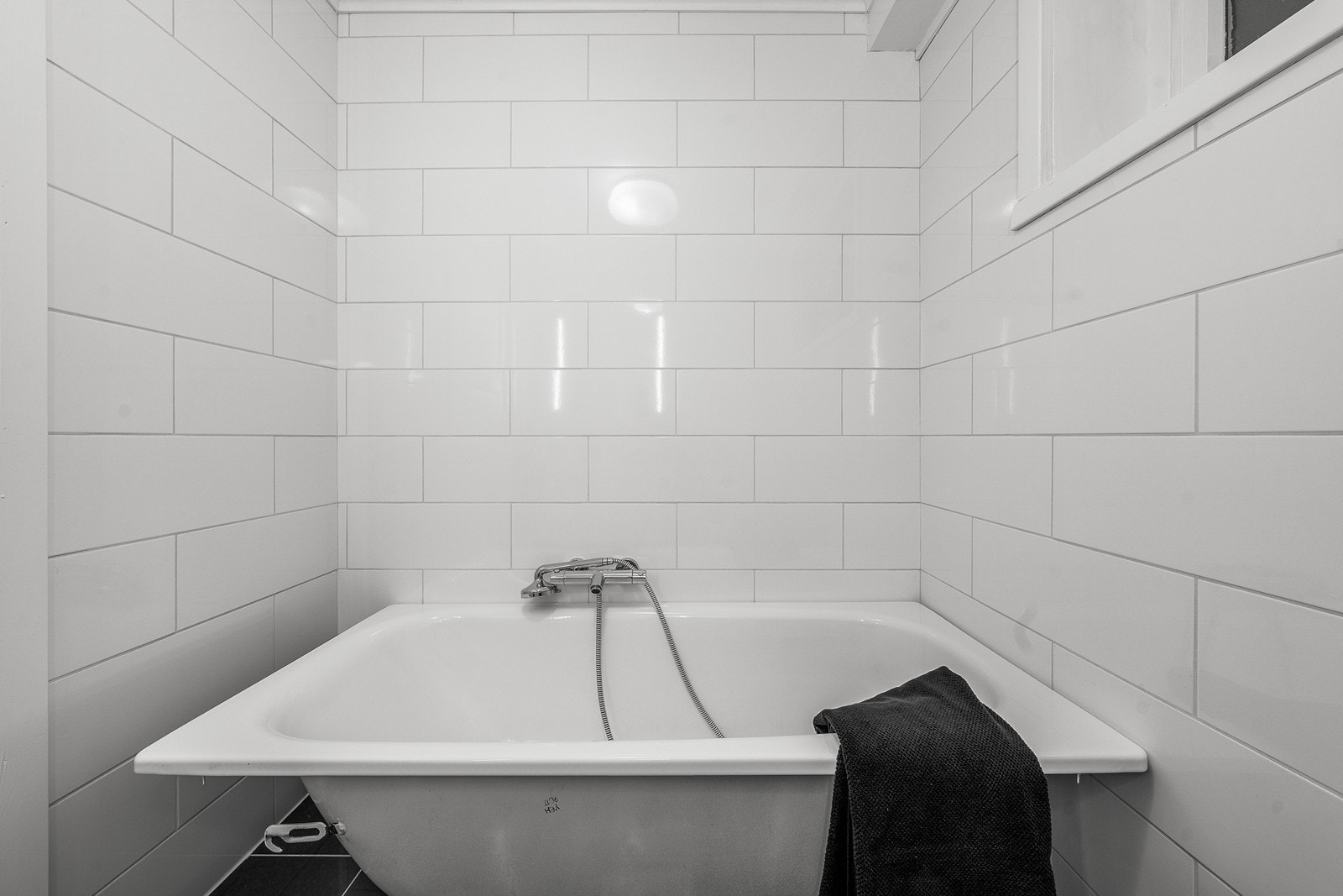 Badet er utstyrt med badekar, noe som er praktisk for småbarnsfamilier. Galleribilde
