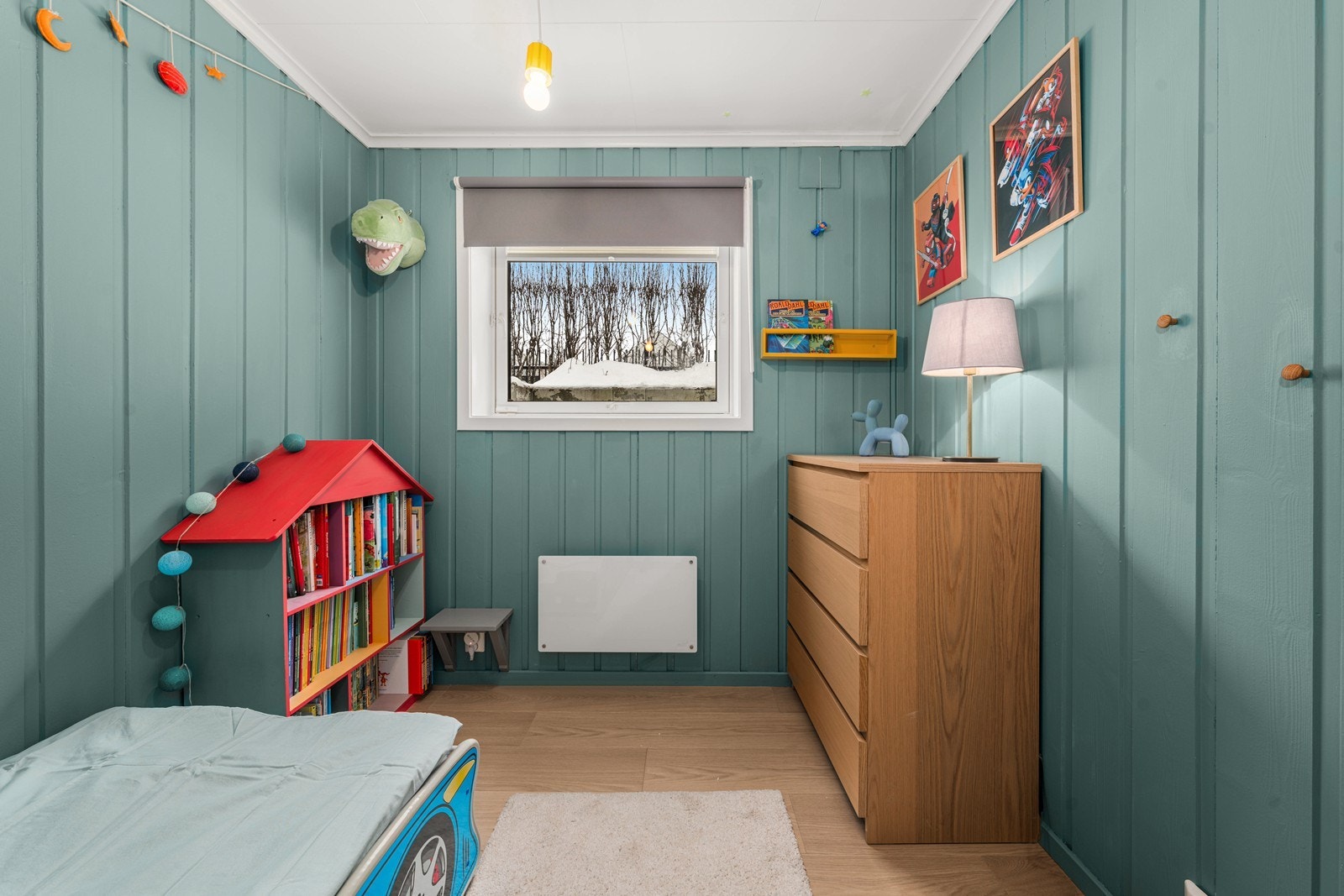 Vinduet på dette rommet er av nyere dato, fra 2013 eller 2014. Galleribilde