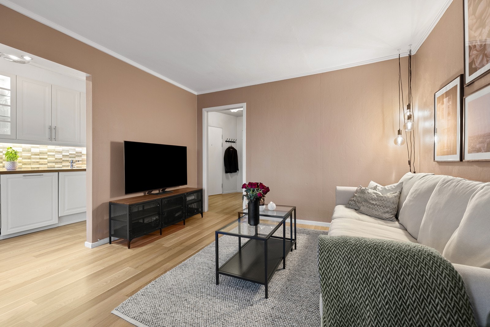 Den åpne løsningen gir fleksible møbleringsmuligheter for å passe din stil. Galleribilde