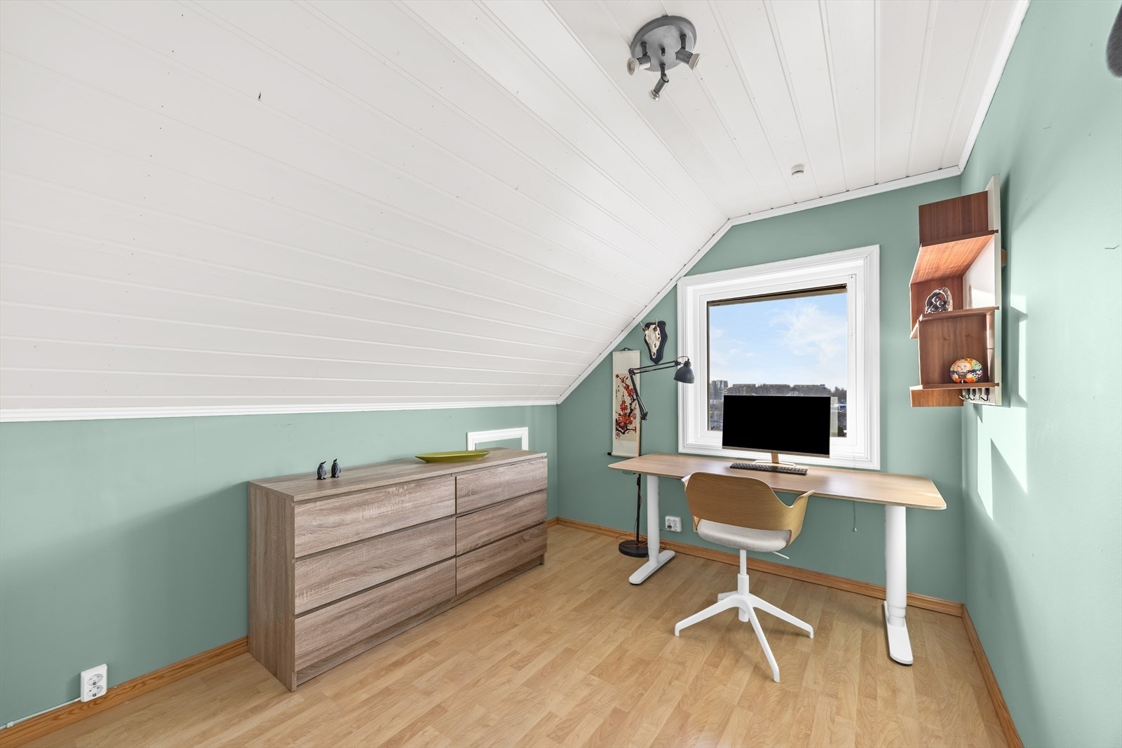 Fine muligheter for hjemmekontor. Galleribilde