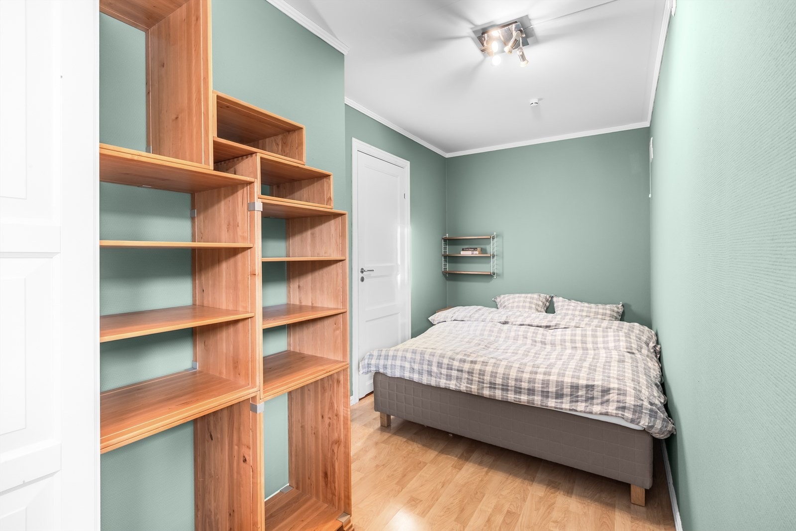 Rom inntil badet. Ikke godkjent som soverom. Galleribilde