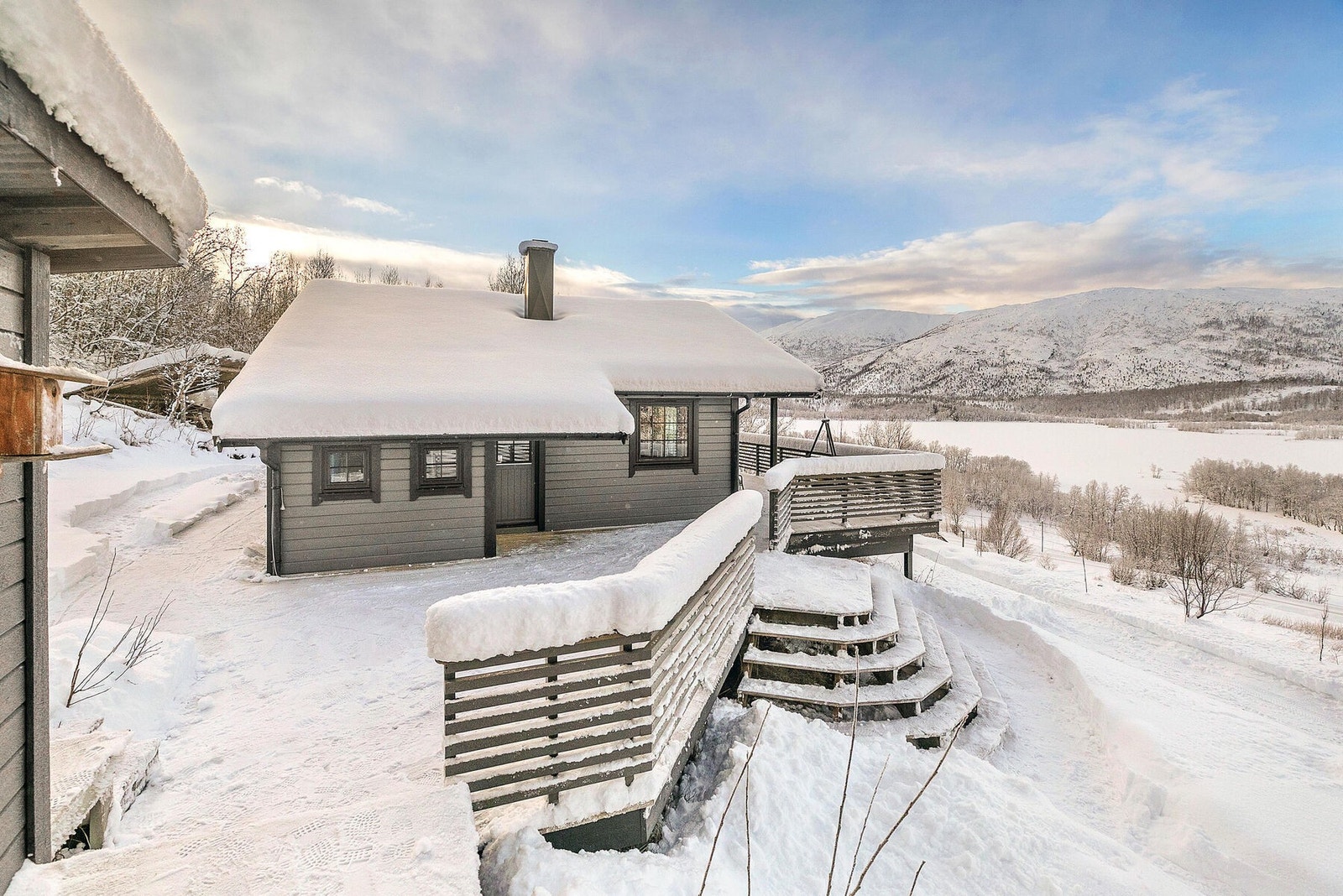 Terrasse/ inngangsparit Galleribilde