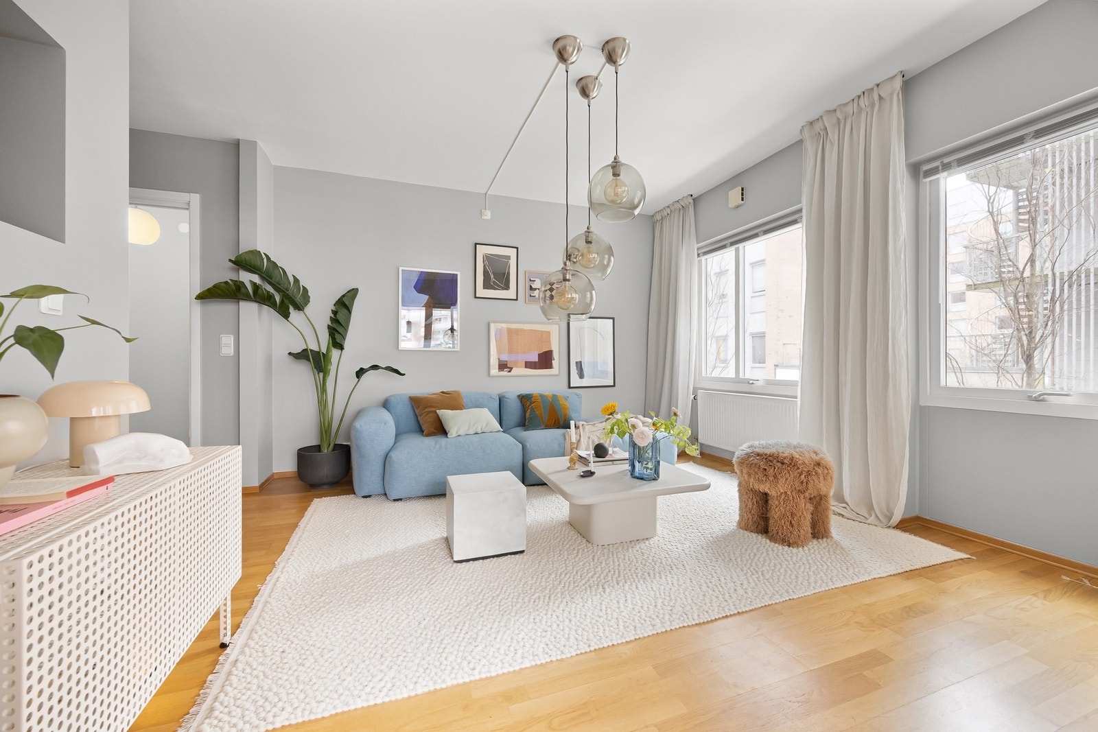 Borettslaget har parkeringsplasser i felles garasjeanlegg til kjøp/leie. Galleribilde