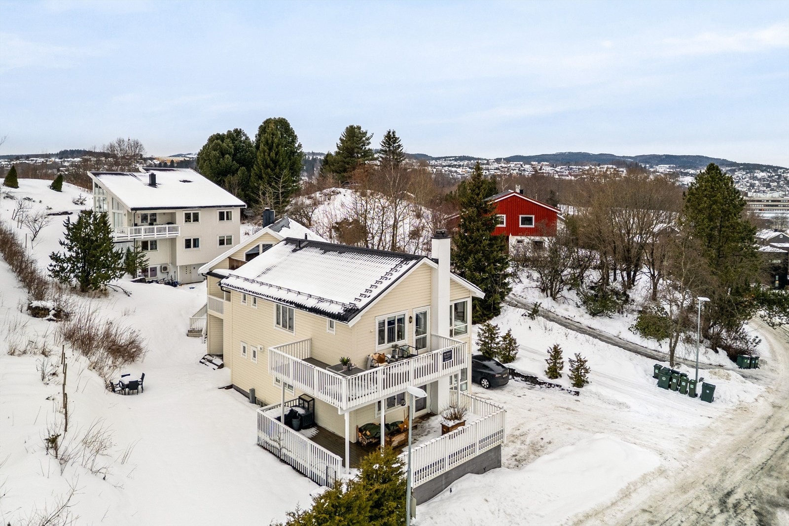 Beliggenheten på Nidarvoll oppleves som tilbaketrukket og skjermet, samtidig som man har nærhet til det man trenger i hverdagen. Galleribilde