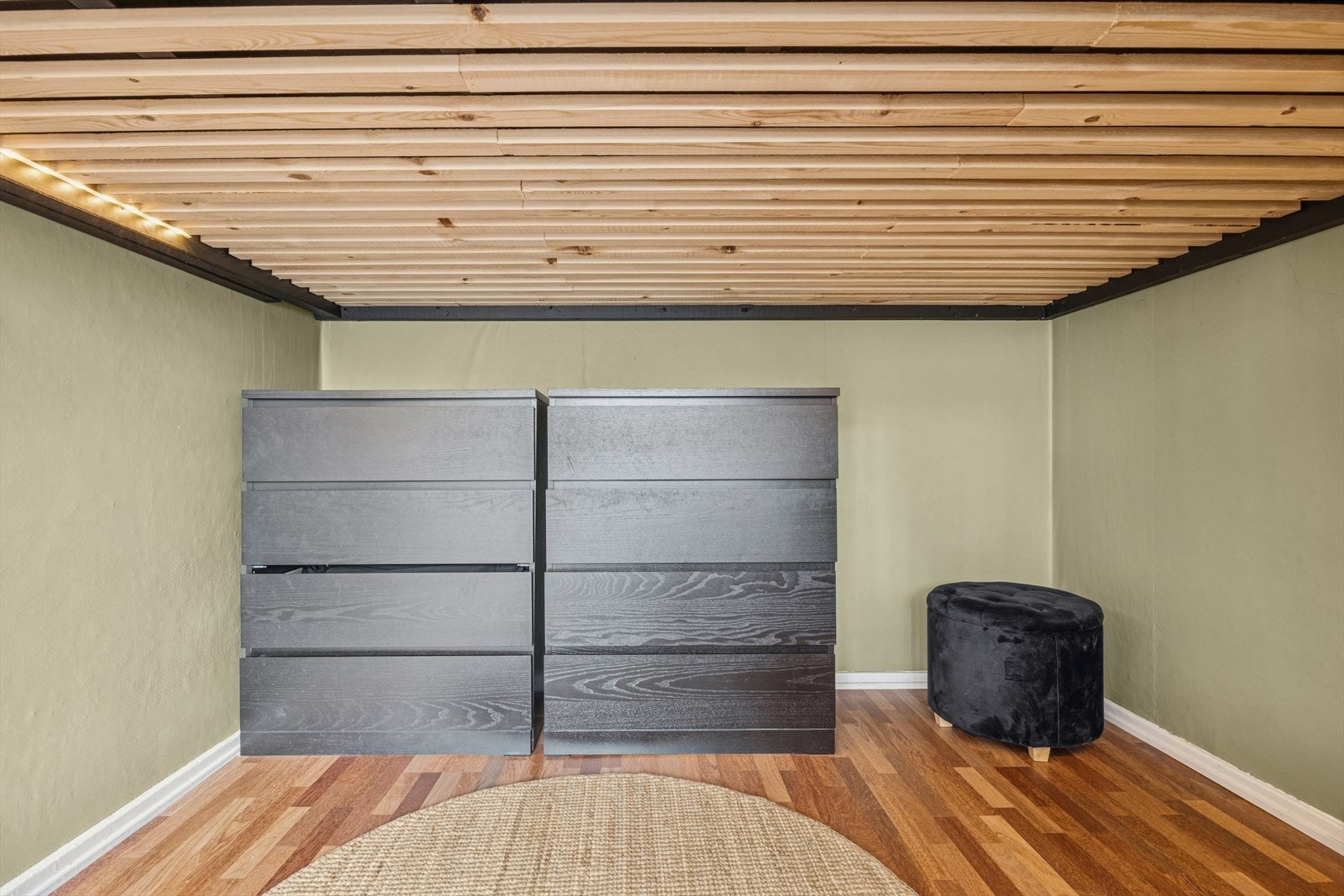 God plass til oppbevaring under sengen Galleribilde