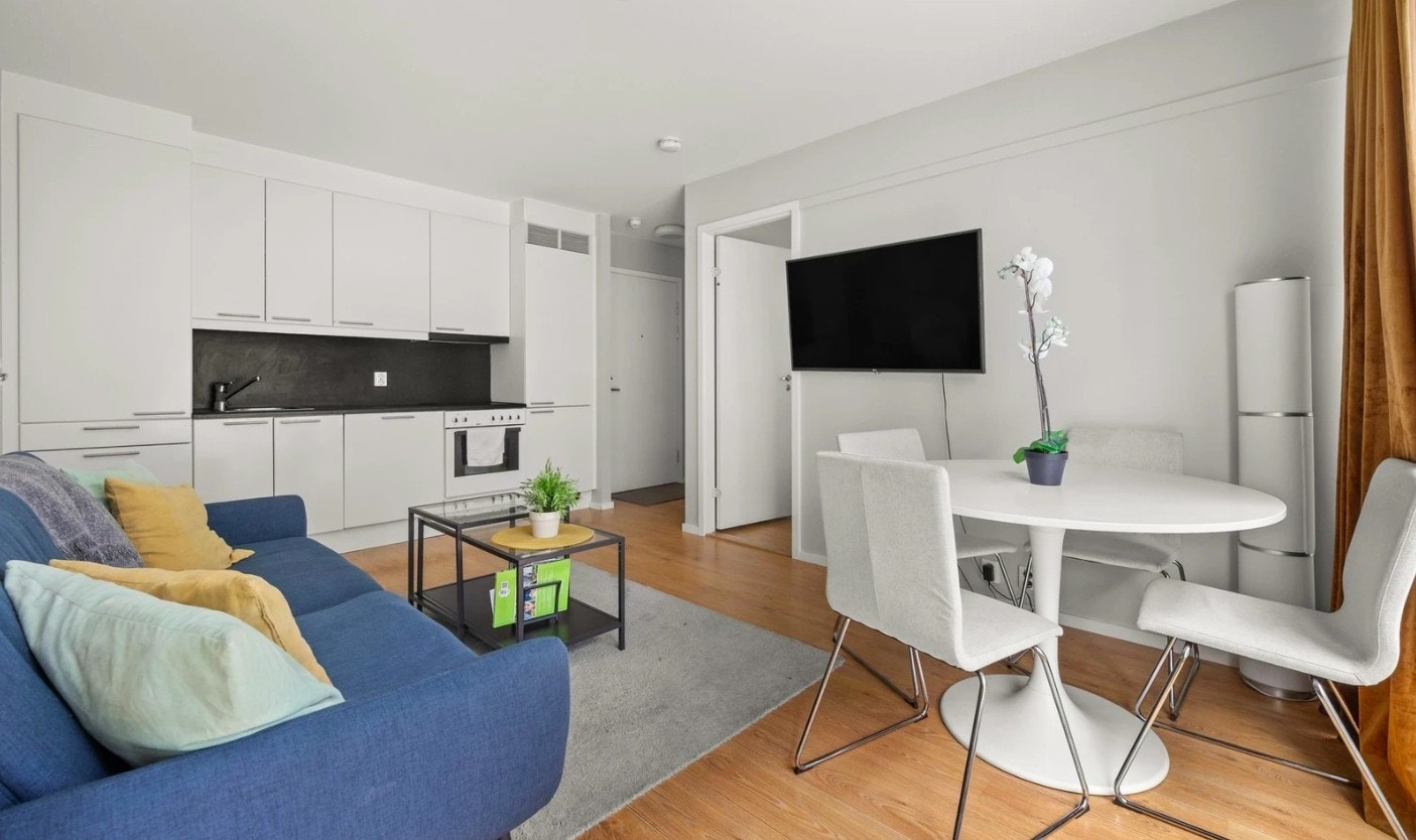 Stue kjøkken i åpen løsning Galleribilde