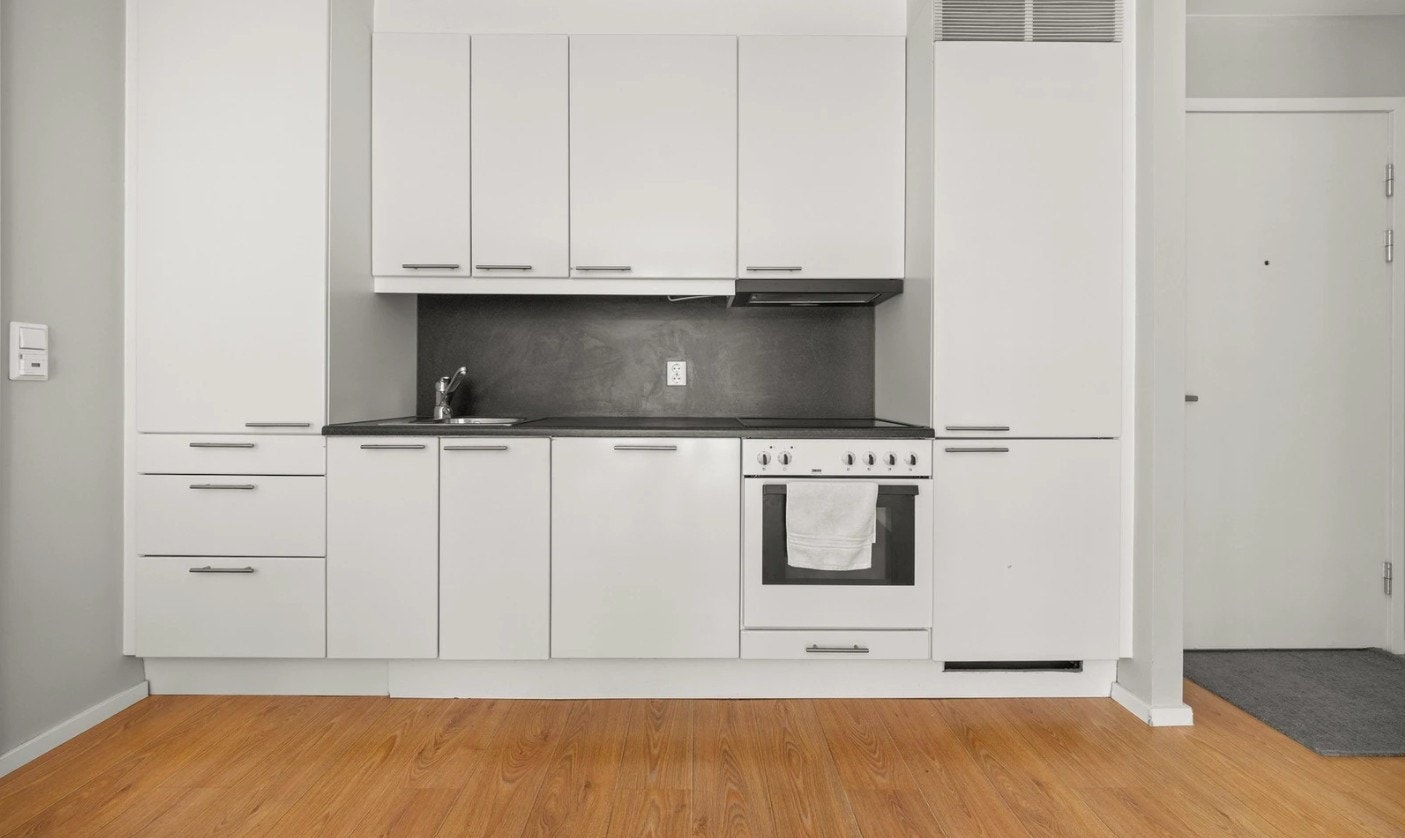 Kjøkken med integrerte hvitevarer Galleribilde